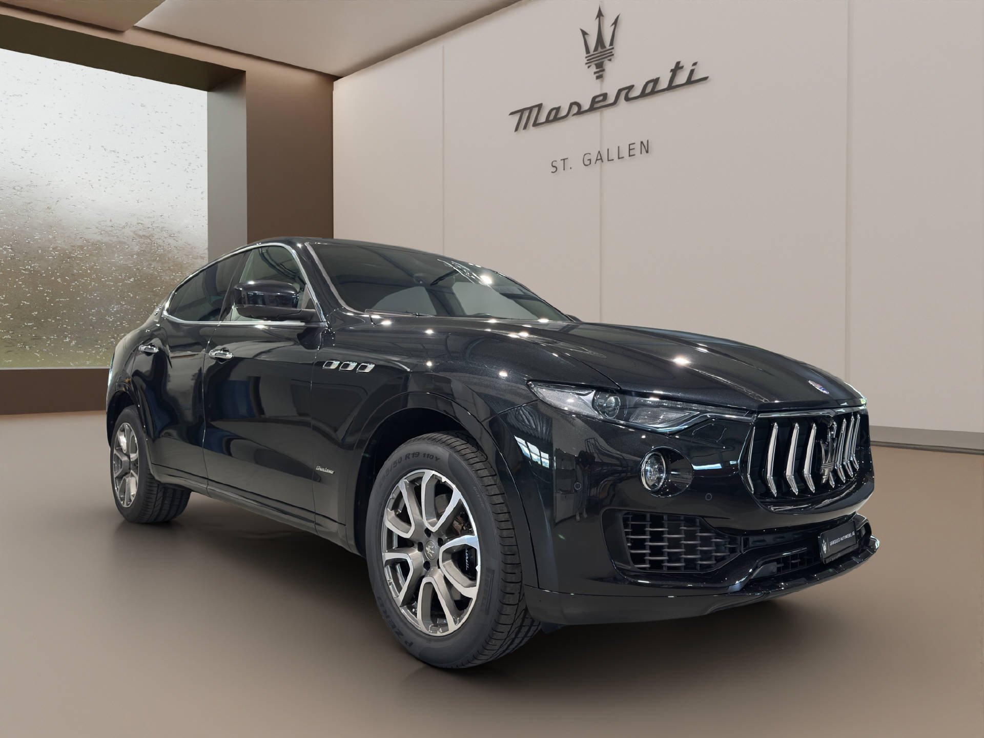 MASERATI Levante 3.0 V6 D-showroom-element-2