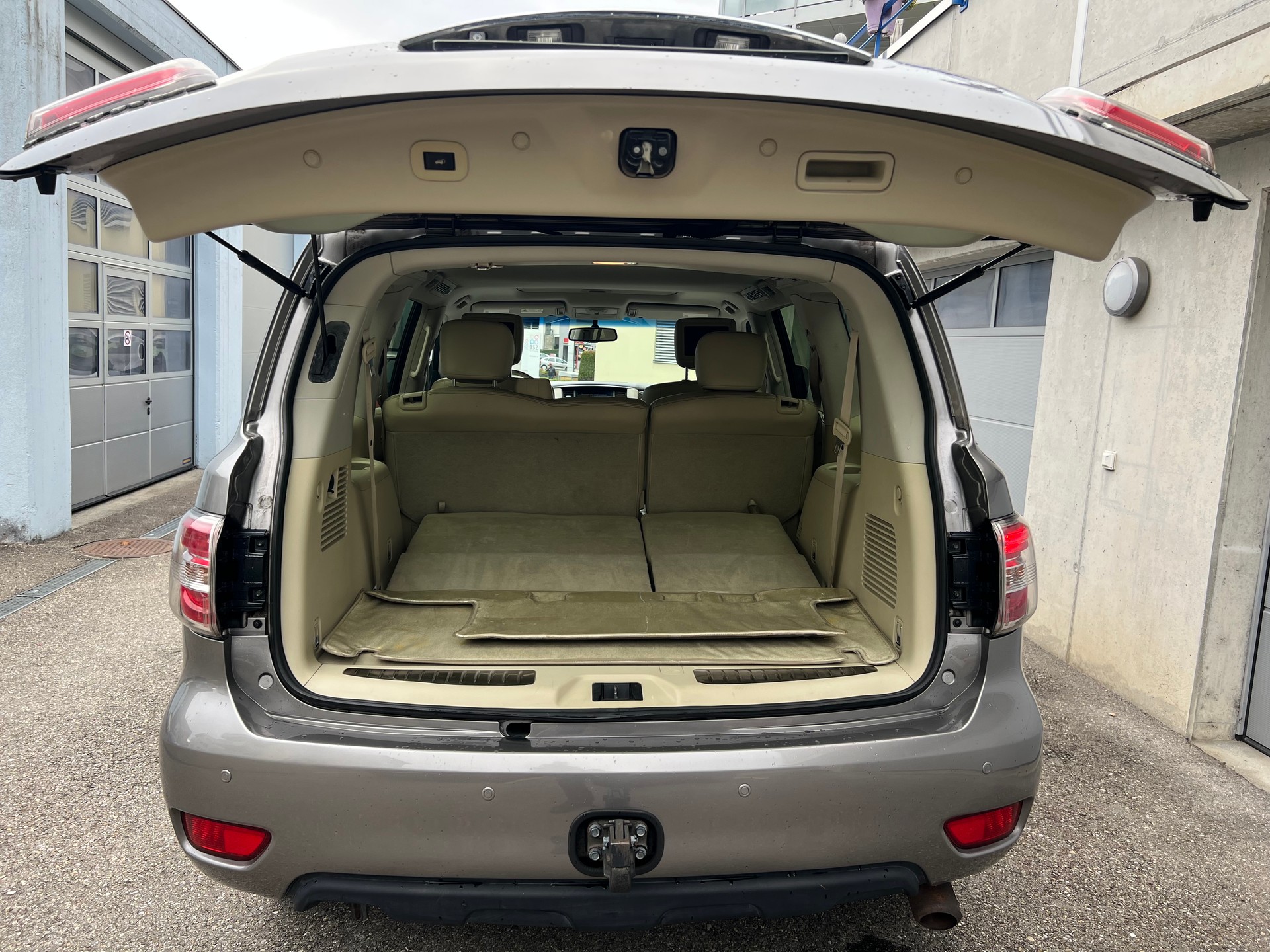 NISSAN Patrol Platinum V8-image-30