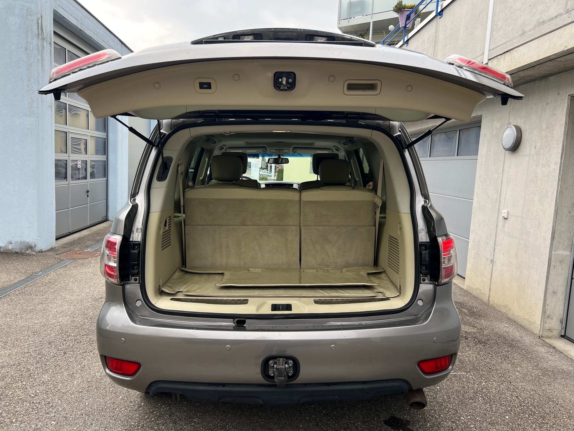 NISSAN Patrol Platinum V8-image-29