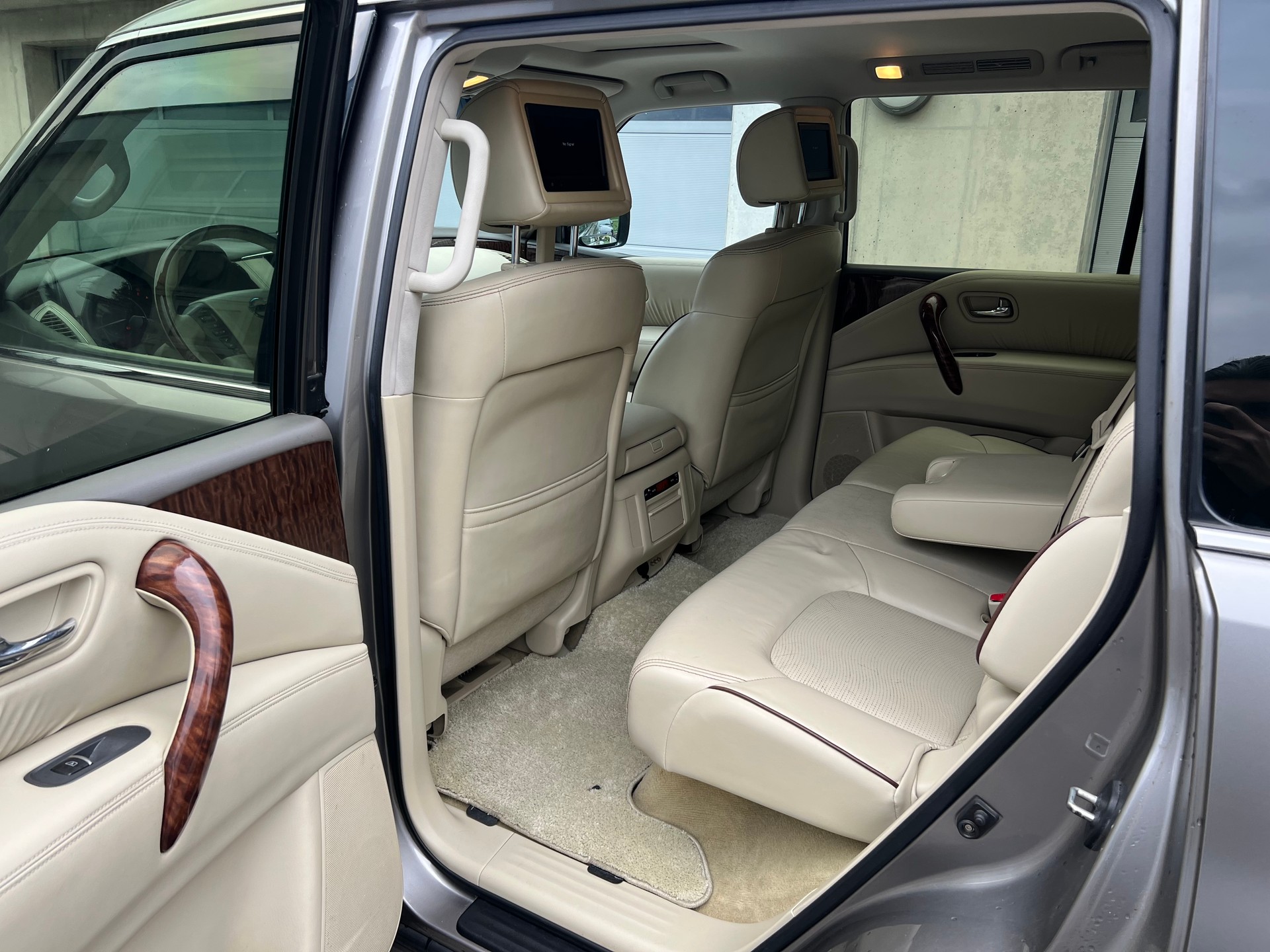 NISSAN Patrol Platinum V8-image-24