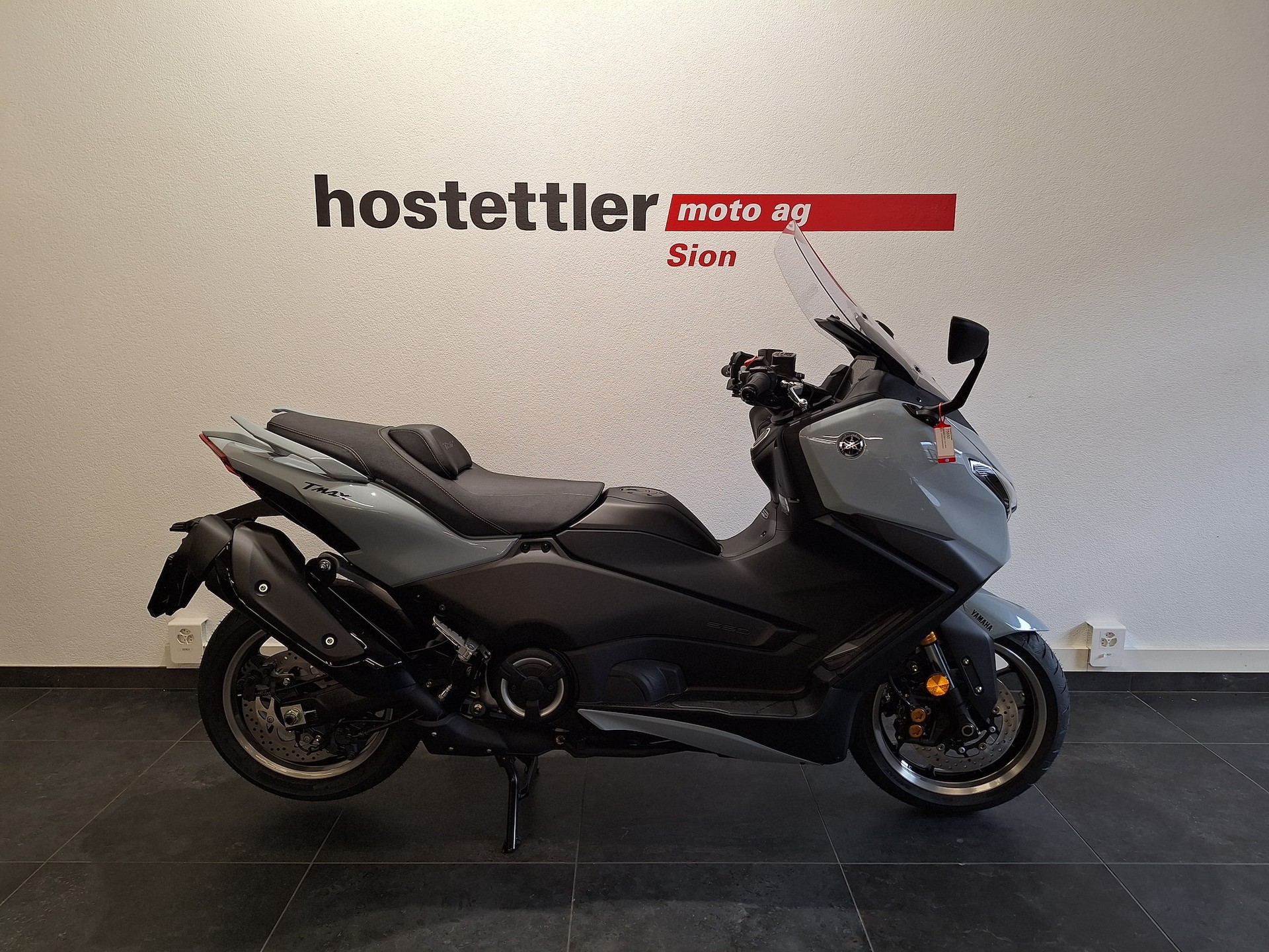 YAMAHA TMAX Tech MAX-image-1