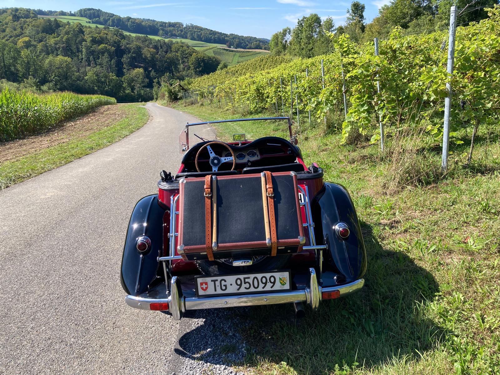MG Roadster-image-1