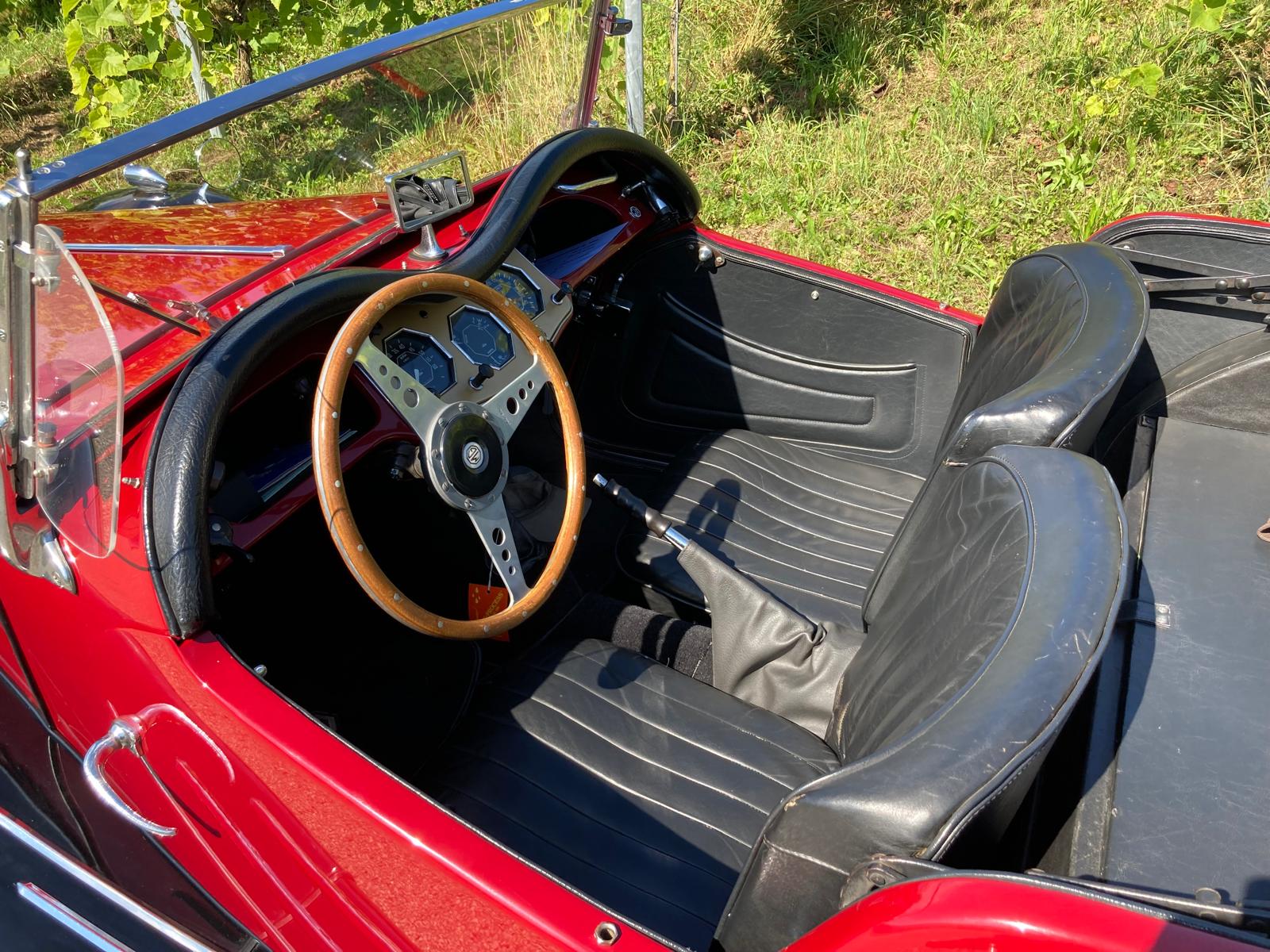 MG Roadster-image-4