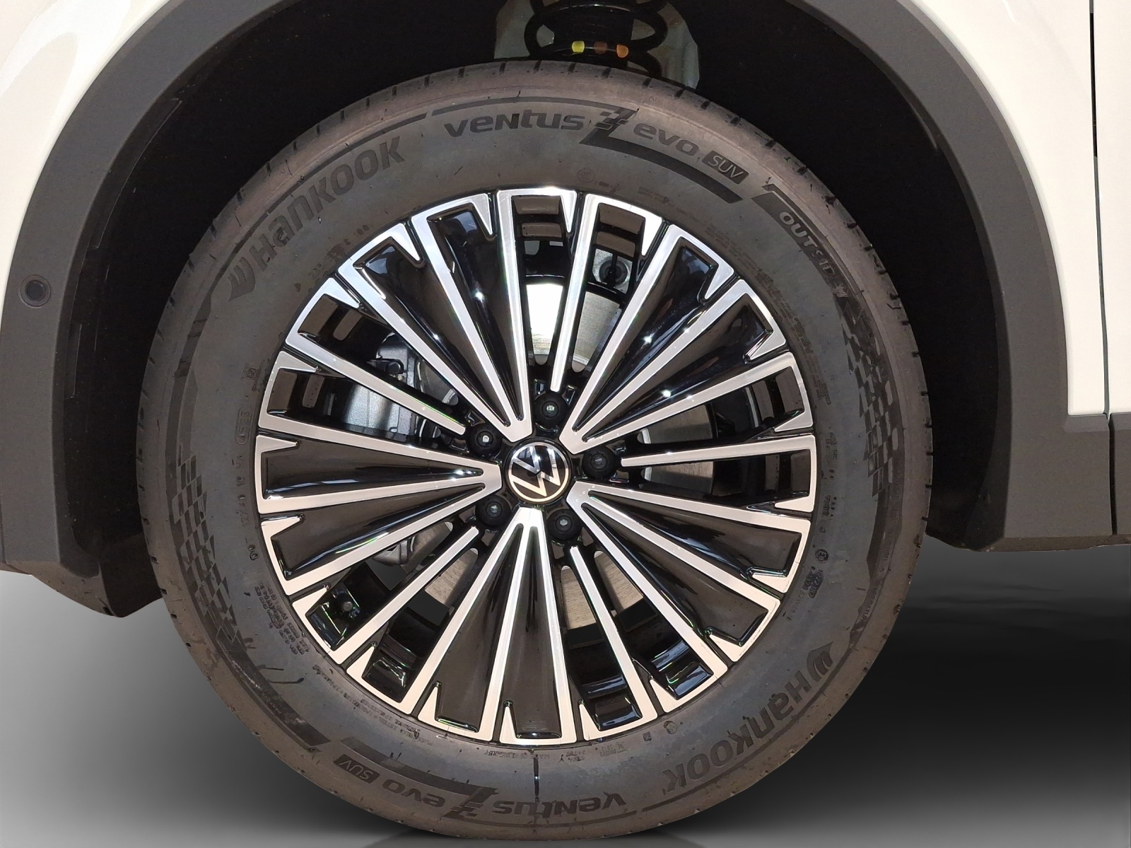 VW Tiguan 2.0 TSI DSG United 4Motion-image-13