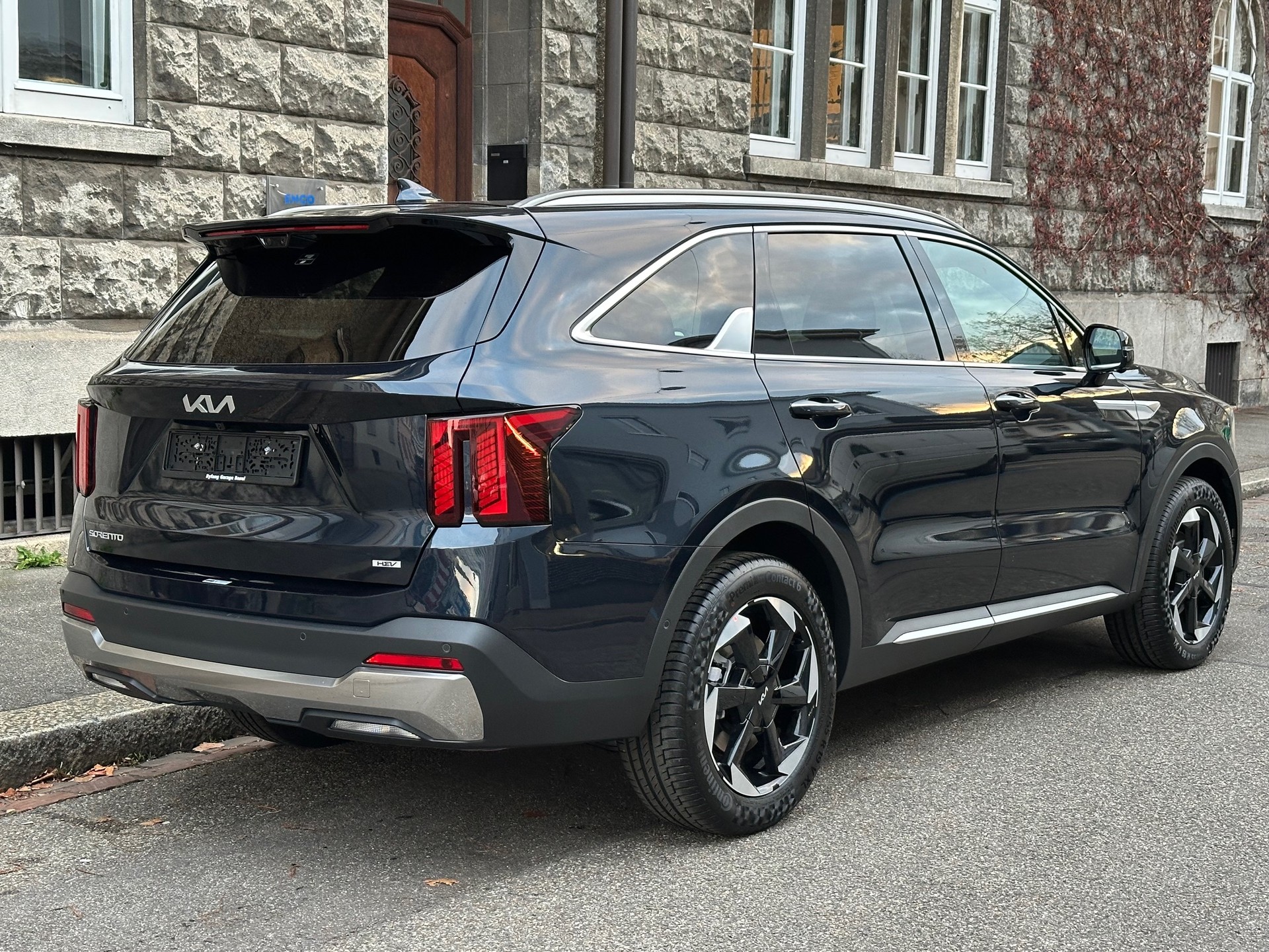 KIA Sorento 1.6 T-GDi HEV 7P Style-image-4