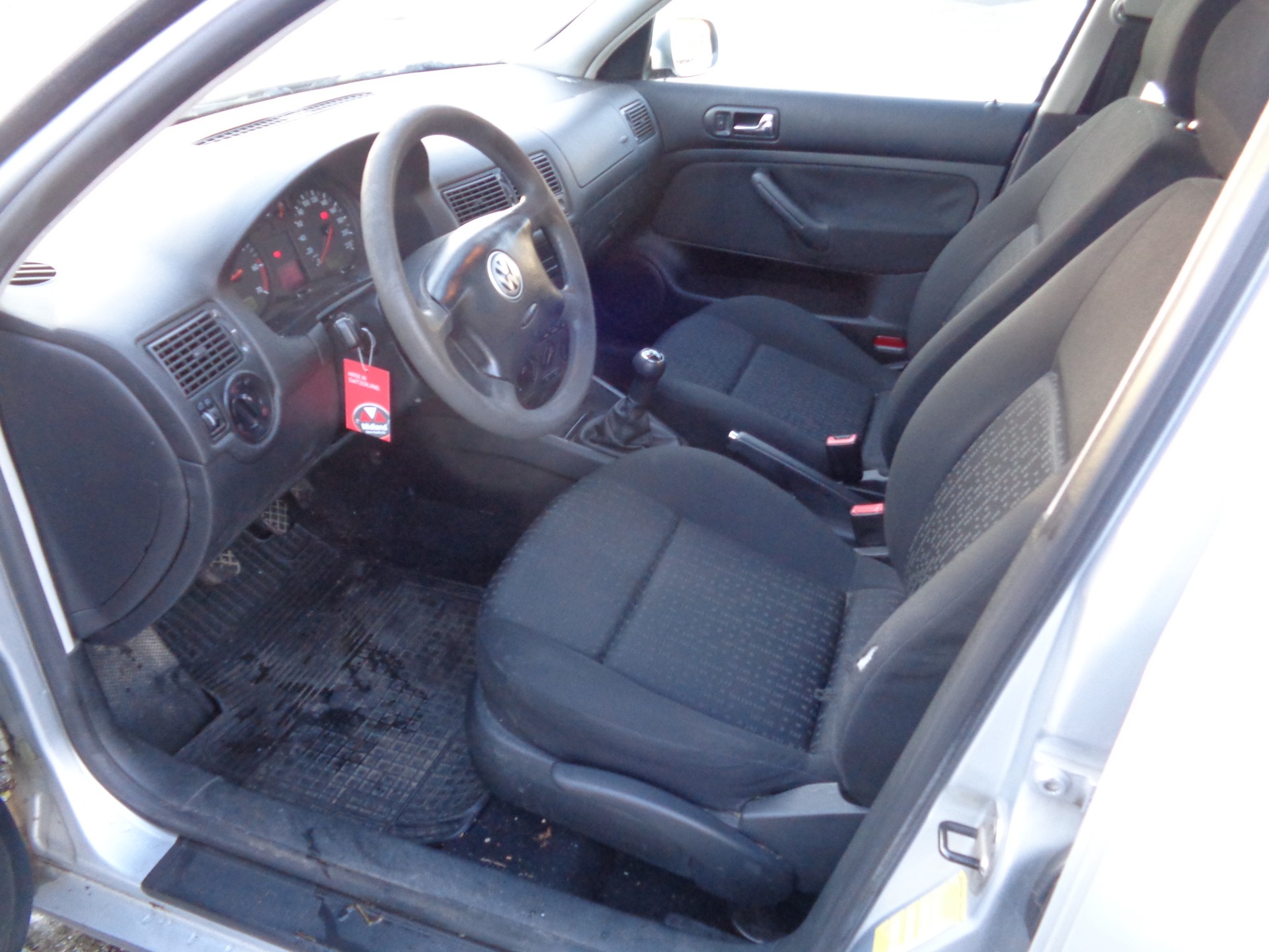 VW Golf 1.4 16V-image-8