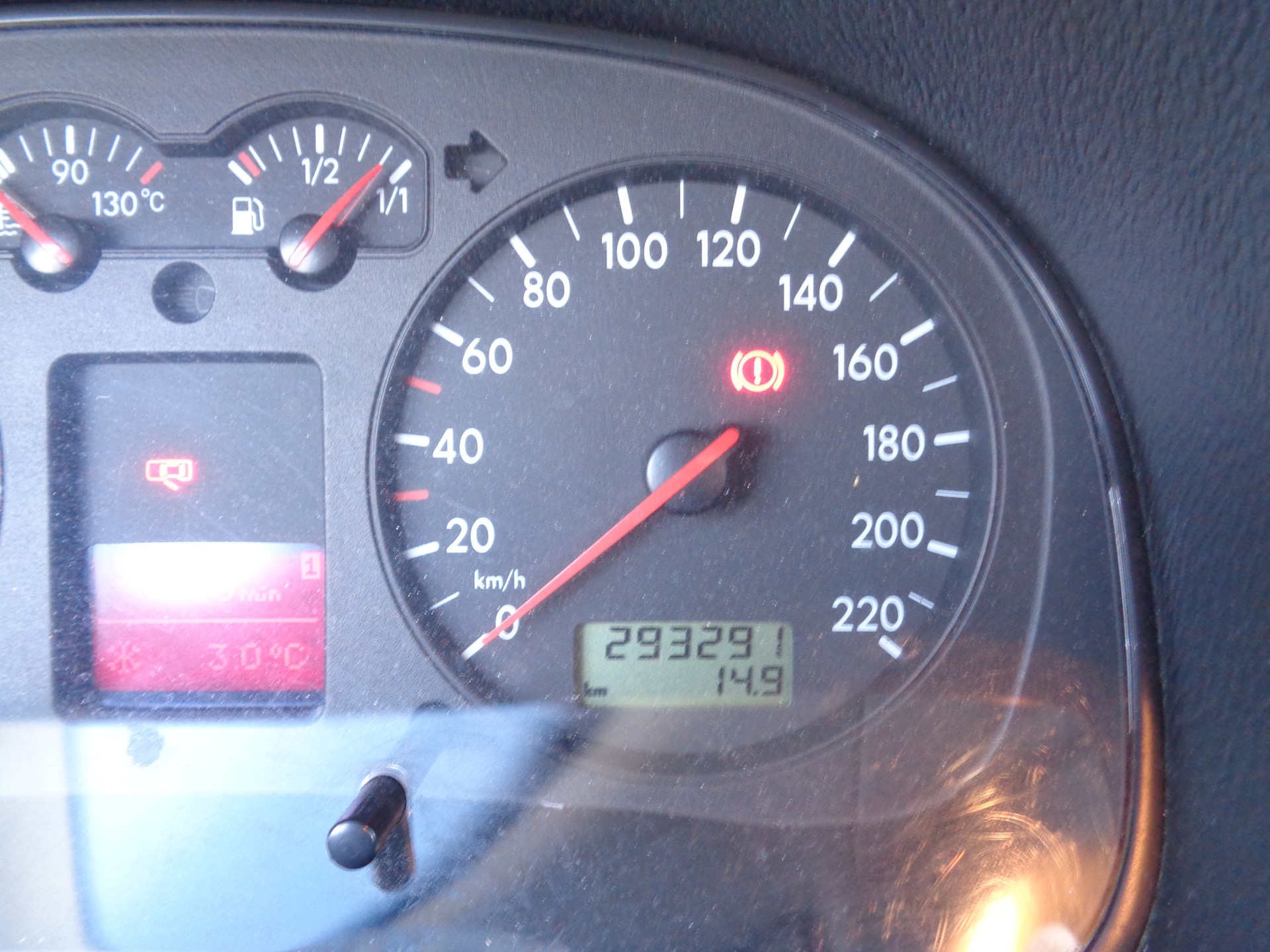 VW Golf 1.4 16V-image-11