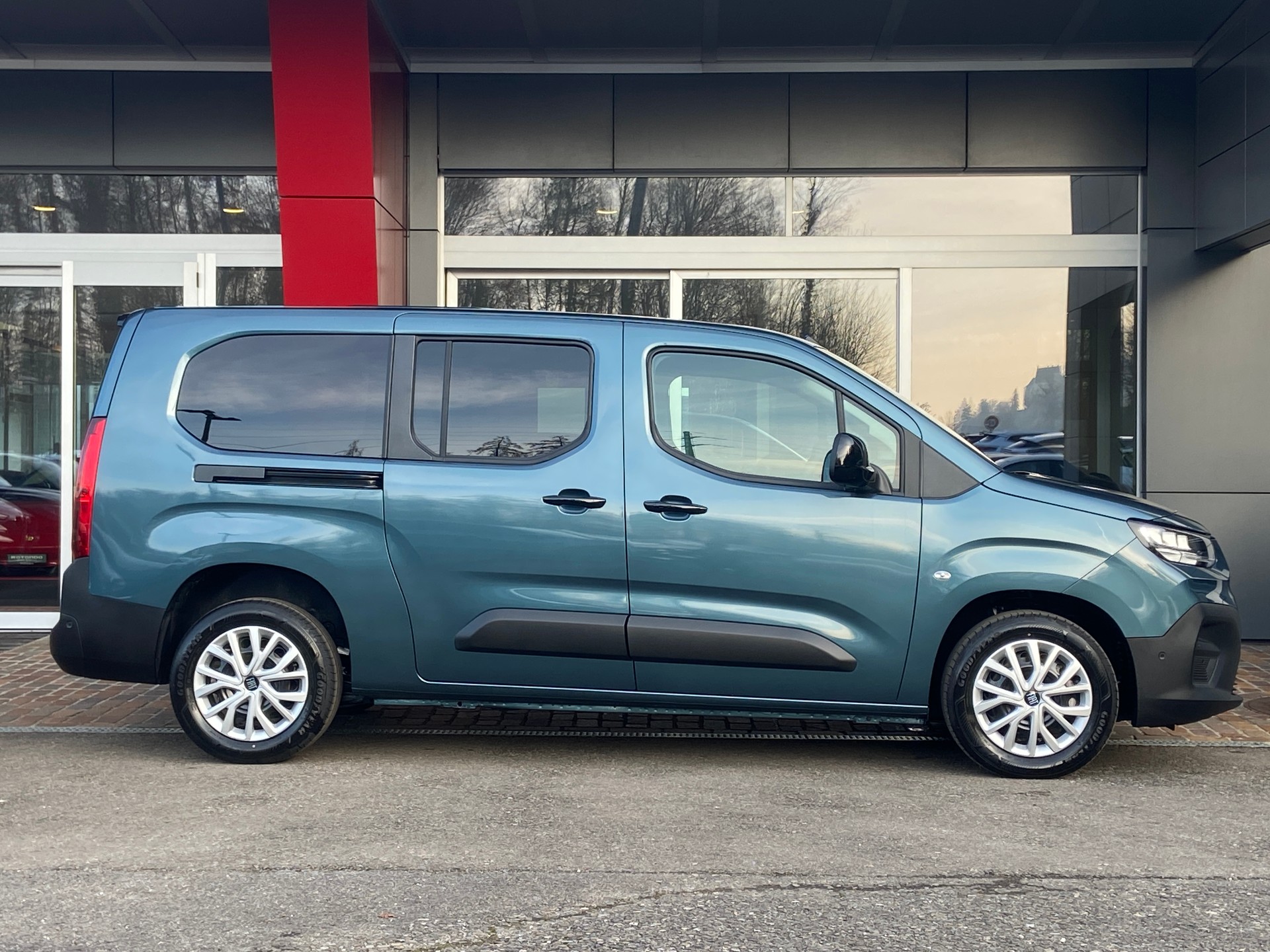 FIAT Doblo L2 1.5 BlueHDi Automat - 7 Plätze-image-23