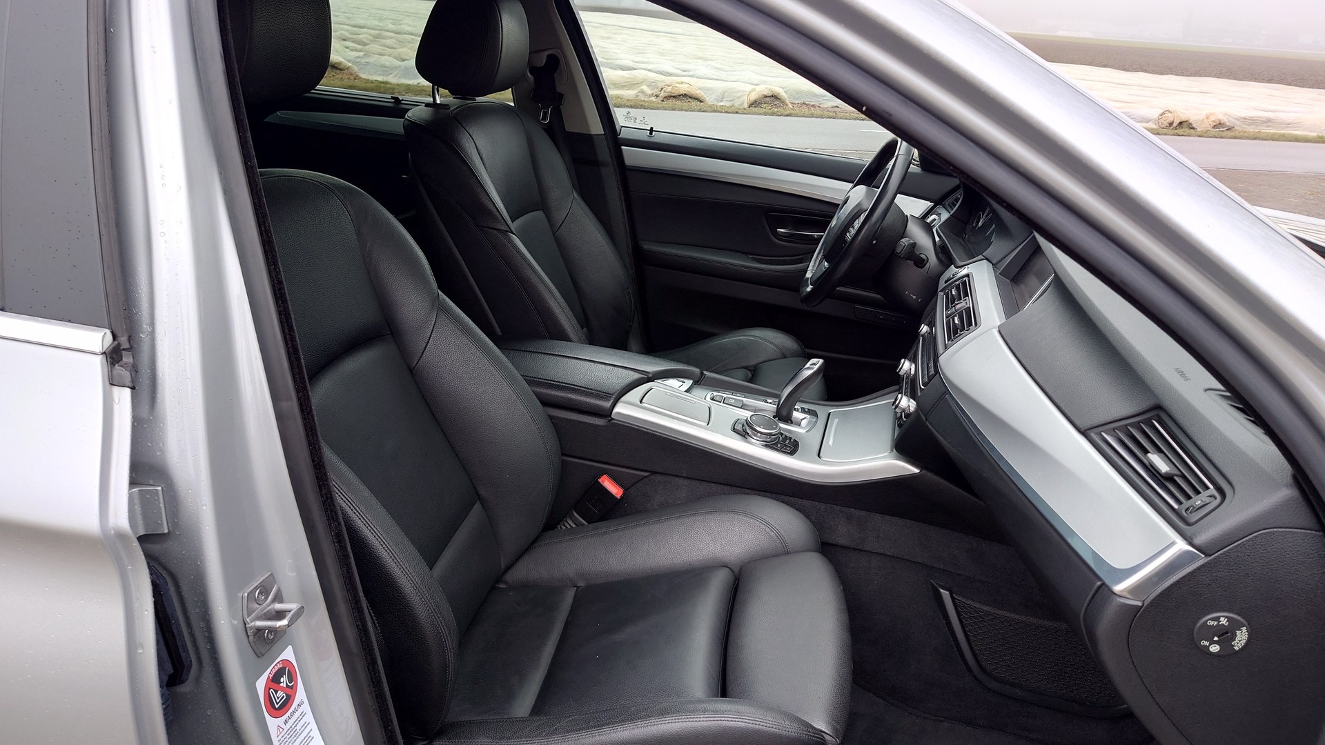 BMW 530d Touring xDrive Steptronic-image-12