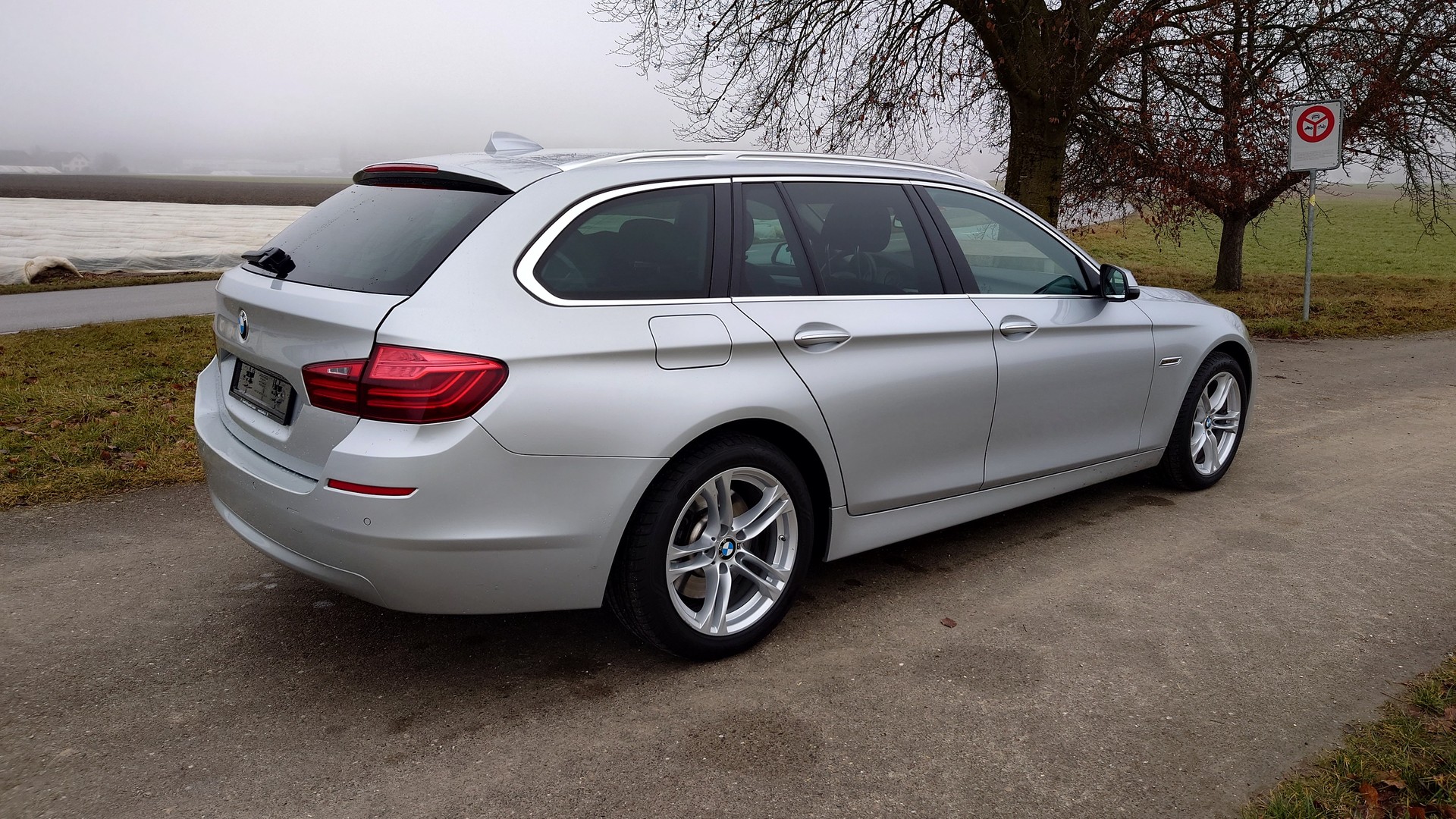 BMW 530d Touring xDrive Steptronic-image-6