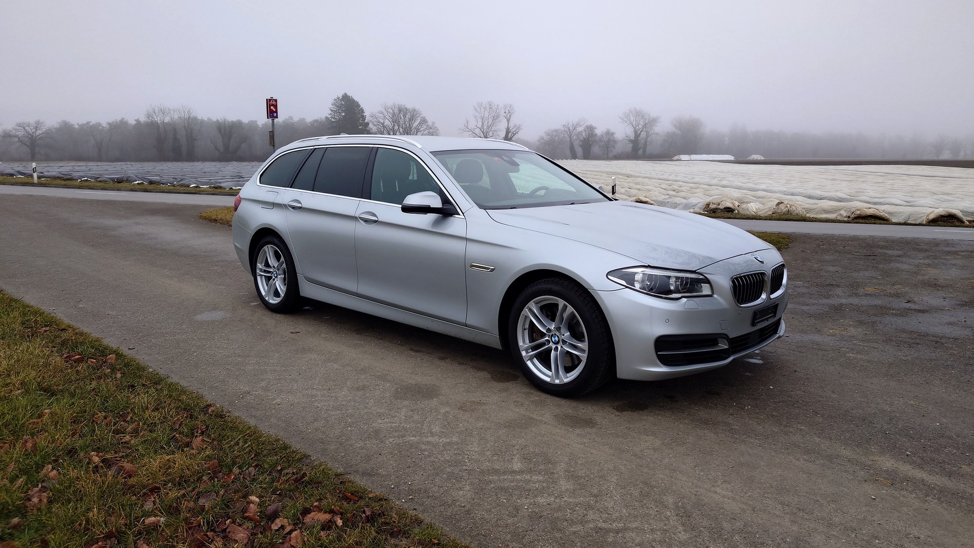 BMW 530d Touring xDrive Steptronic-image-8