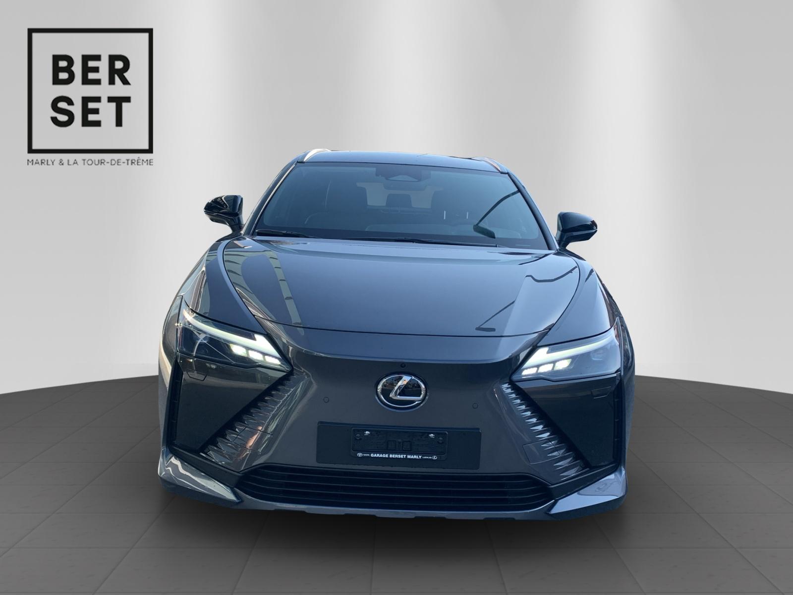 LEXUS RZ 450e Comfort-showroom-element-2