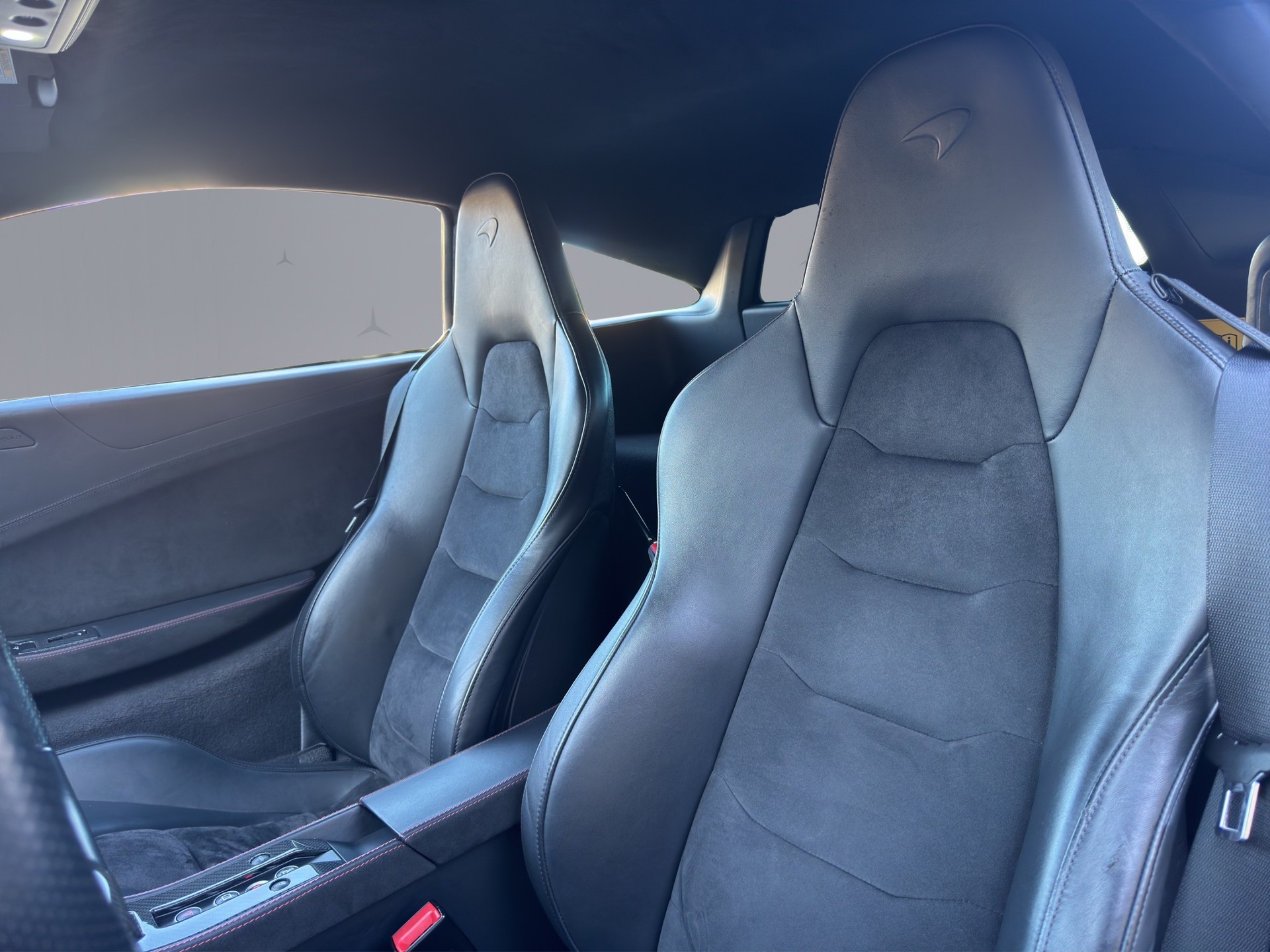 McLAREN MP4-12C Coupé 3.8 V8 SSG-image-12