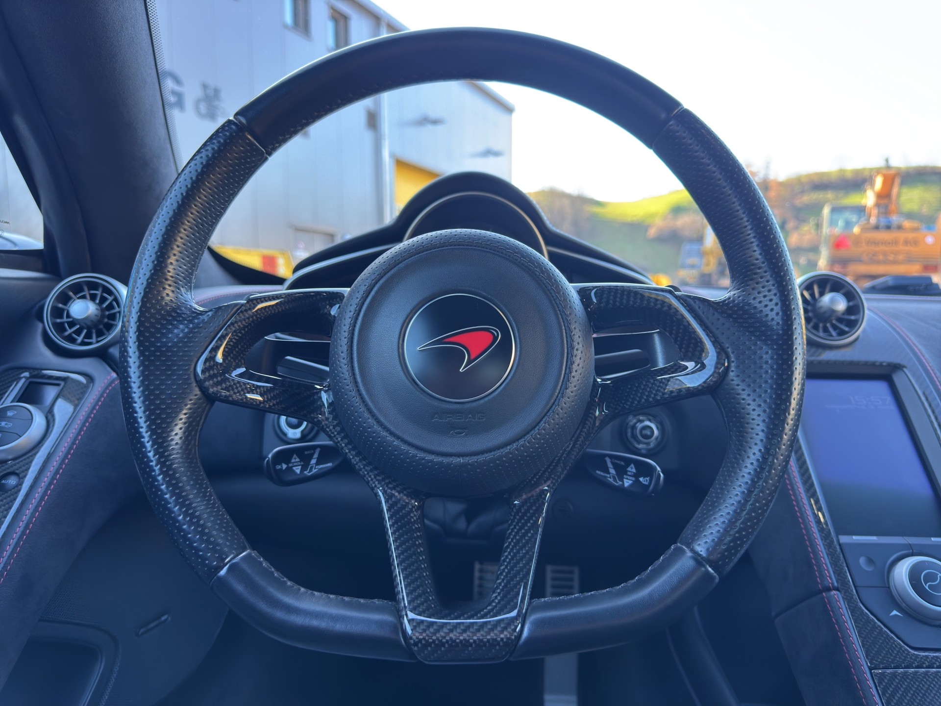 McLAREN MP4-12C Coupé 3.8 V8 SSG-image-10