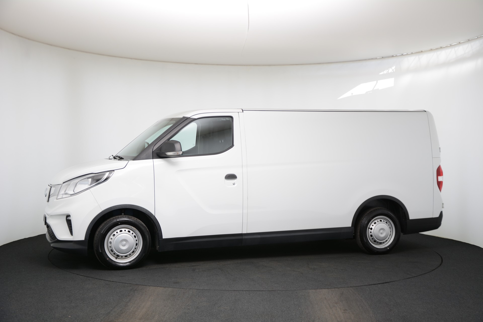 MAXUS eDELIVER 3 Kastenaufbau L2 50kWh-image-7