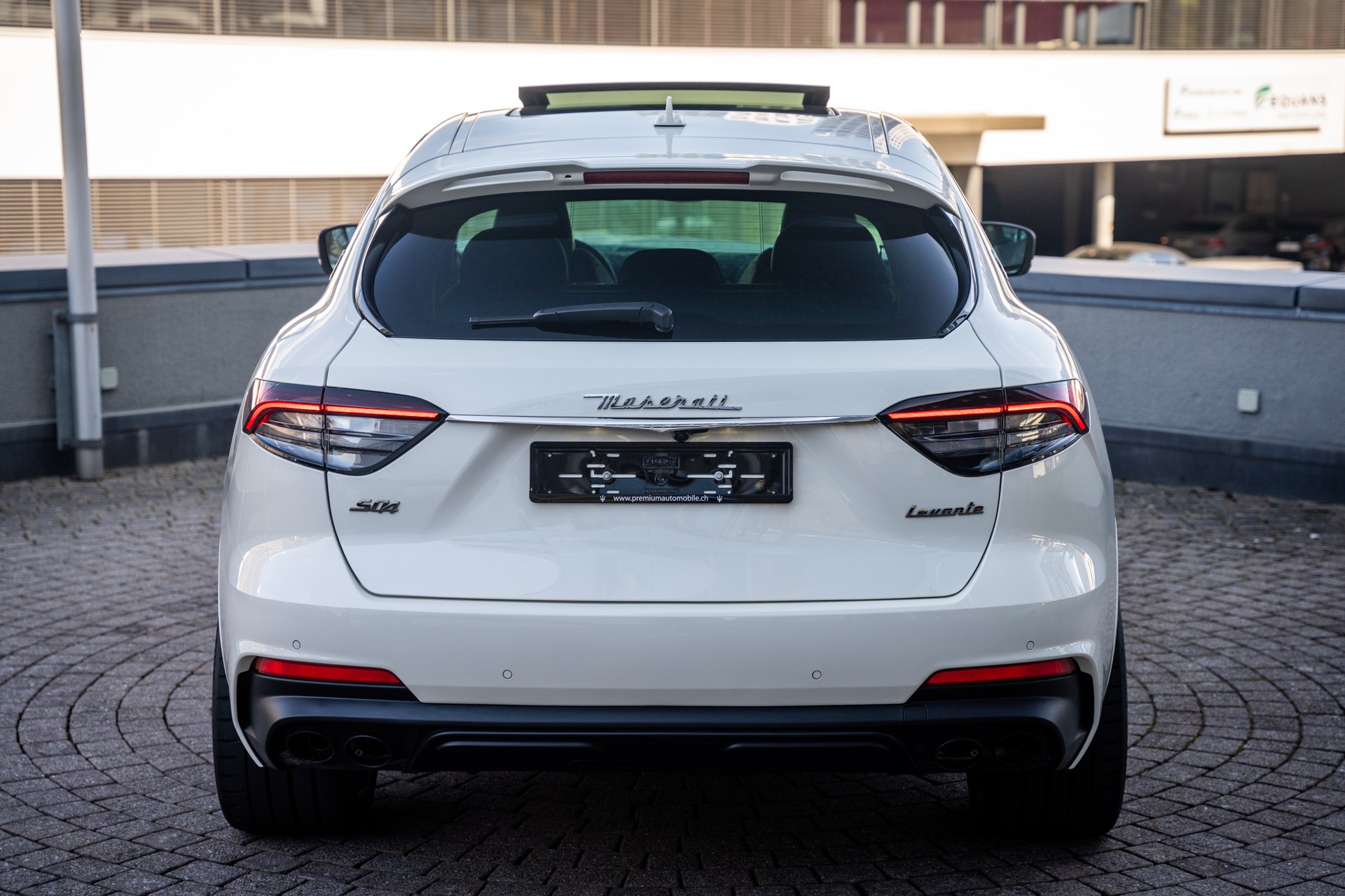 MASERATI Levante S 3.0 V6 GranSport Automatica-image-3