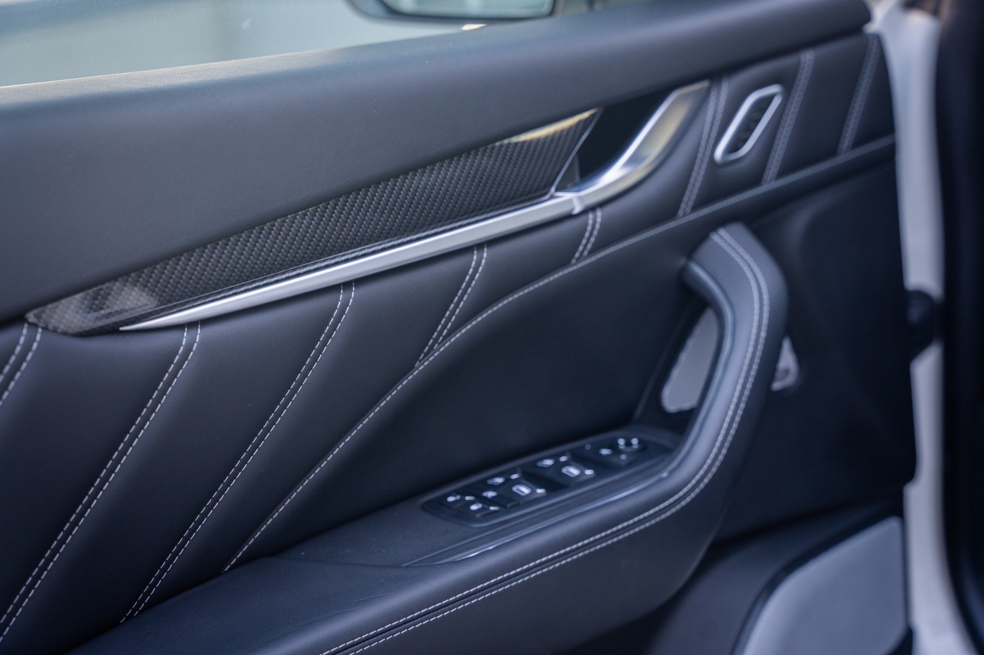 MASERATI Levante S 3.0 V6 GranSport Automatica-image-15