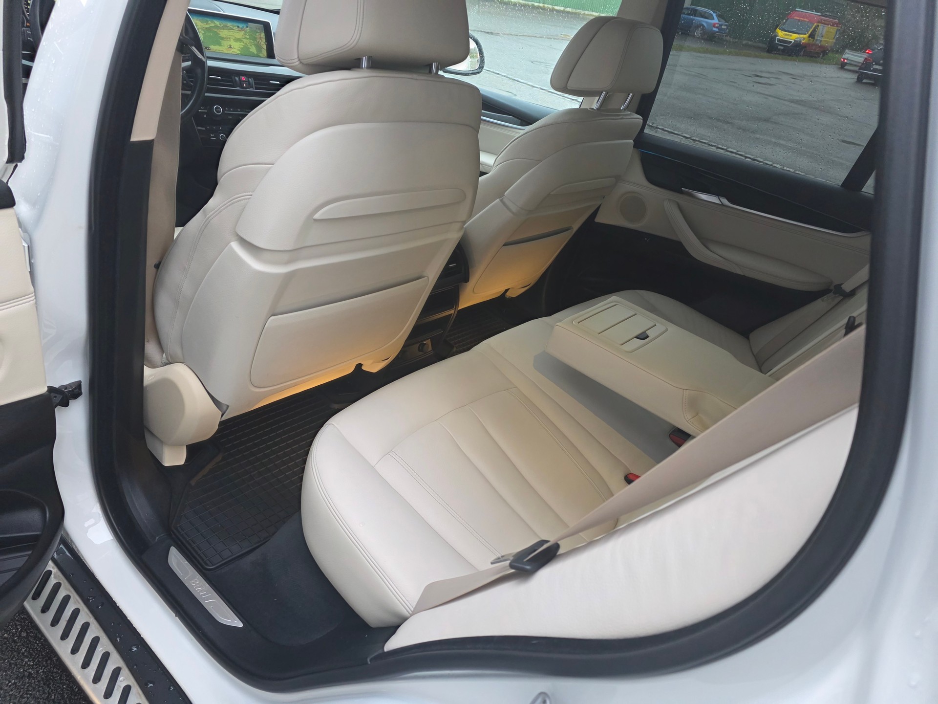 BMW X5 xDrive 30d Steptronic-image-8