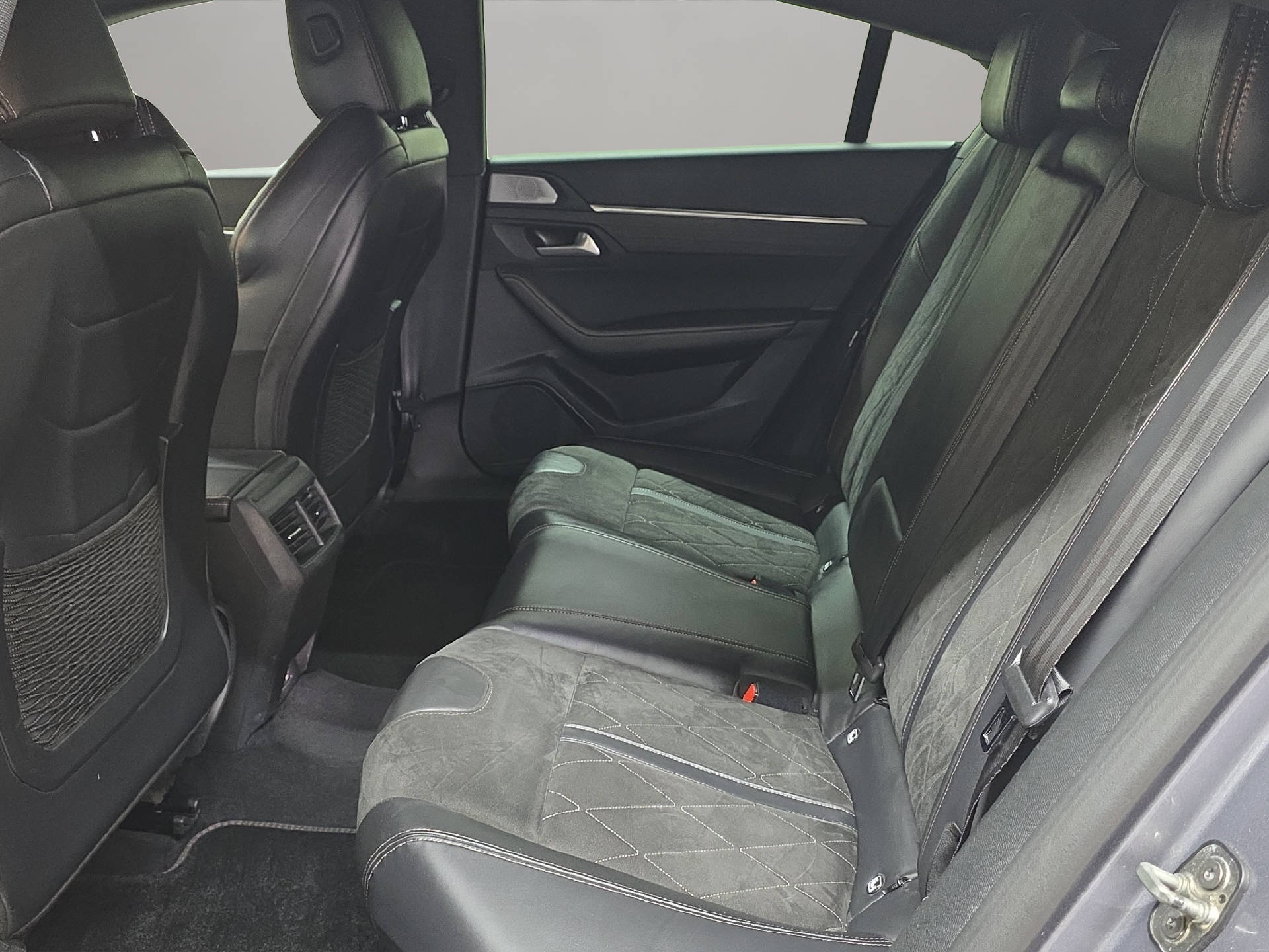 PEUGEOT 508 1.6 PureTech GT-image-9