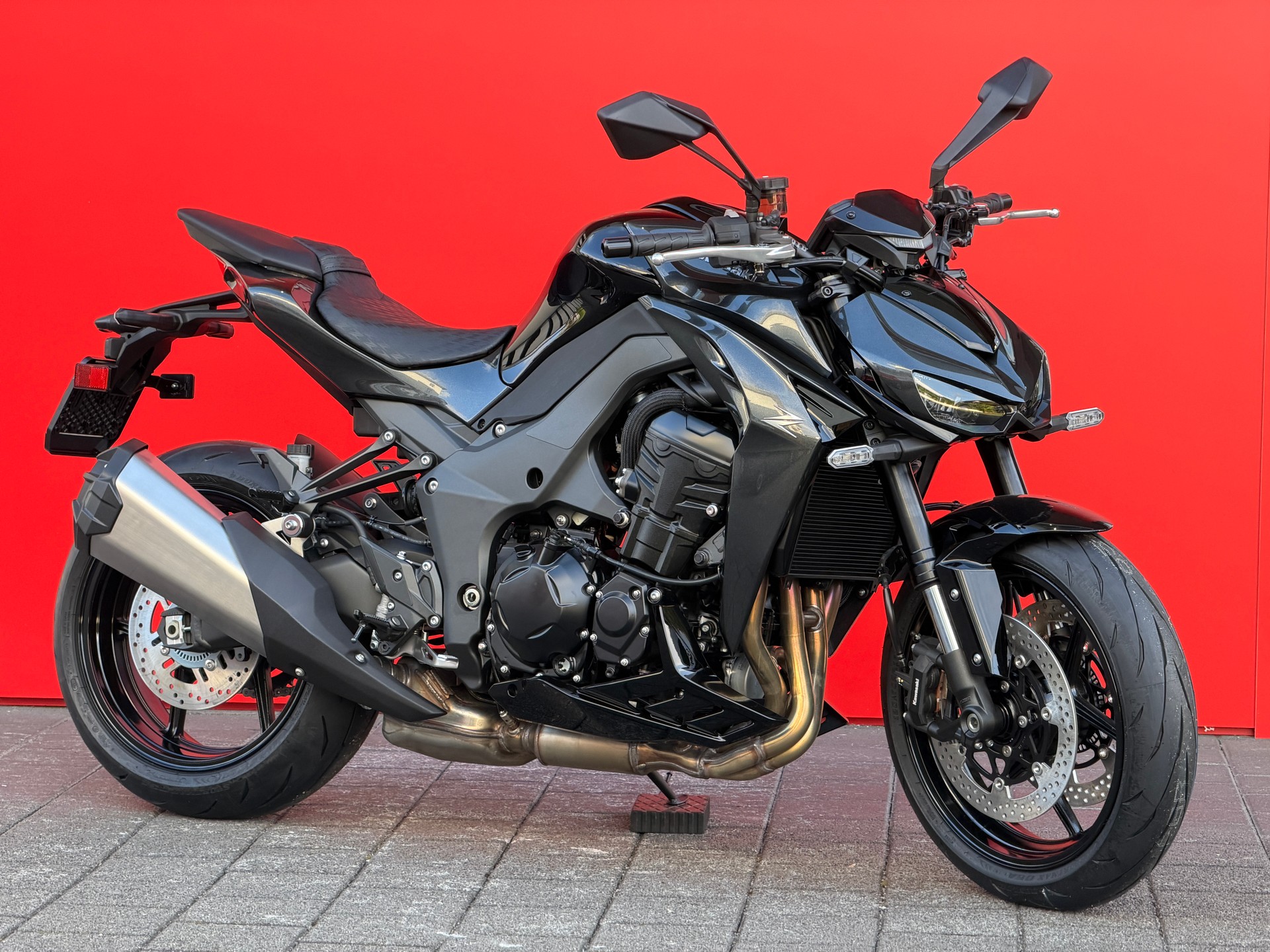 KAWASAKI Z 1100-image-0