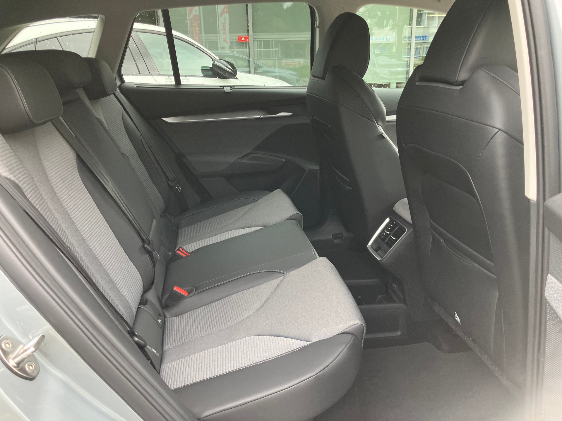SKODA Enyaq 85x 4x4-image-8