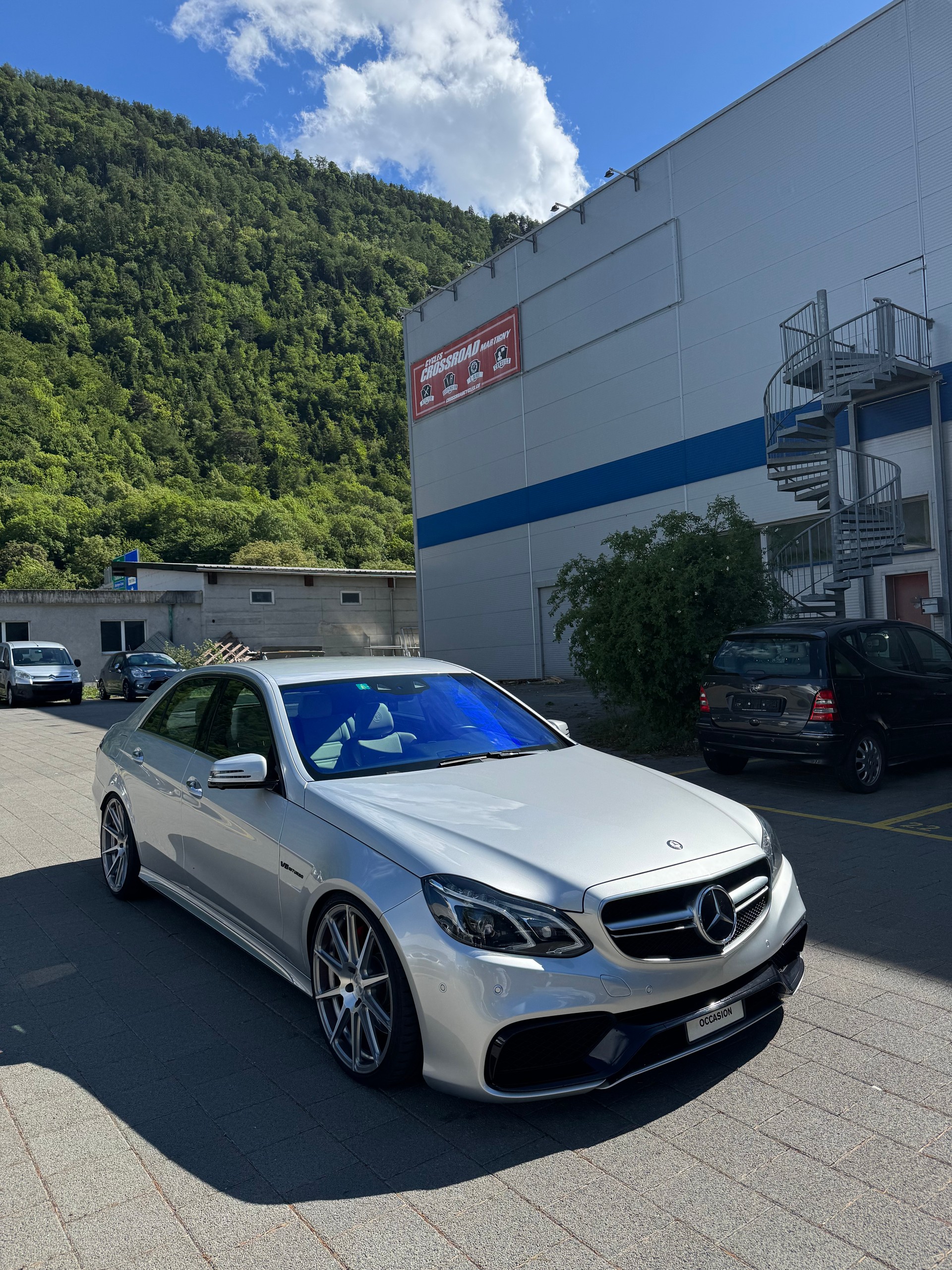 MERCEDES-BENZ E 63 AMG S 4Matic Speedshift-image-1