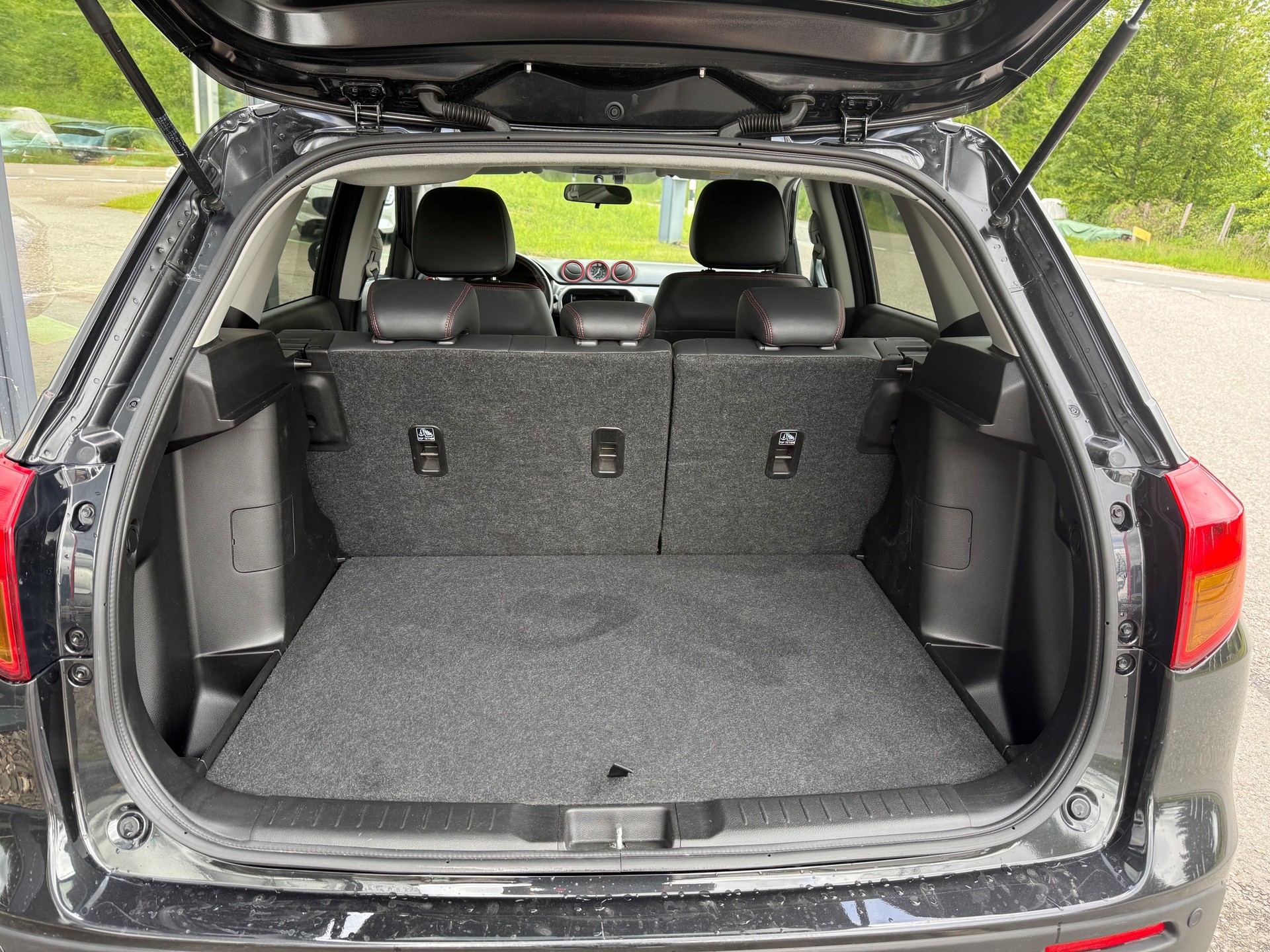 SUZUKI Vitara 1.4 Boosterjet Piz Sulai Top Automatic-image-7