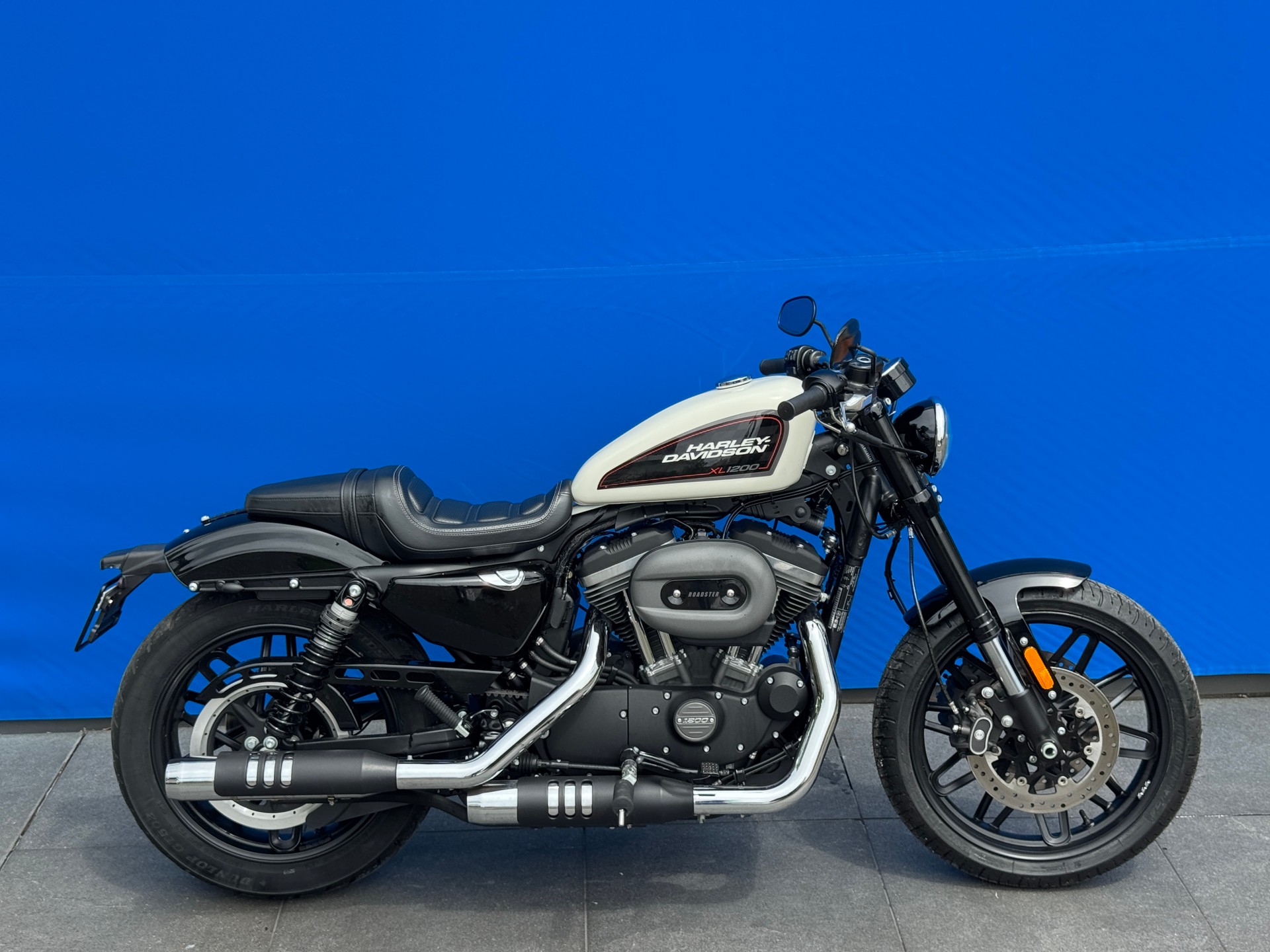 HARLEY-DAVIDSON XL 1200 CX (35 KW)-image-12