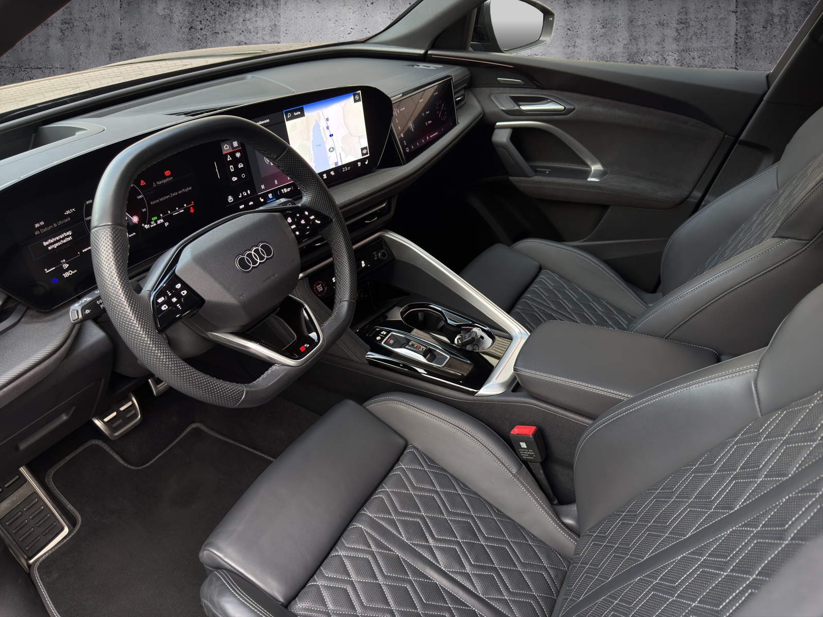 AUDI SQ5 TFSI quattro S-tronic *CH-Fahrzeug / Gratisservice / 5 Jahre Garantie*-image-6