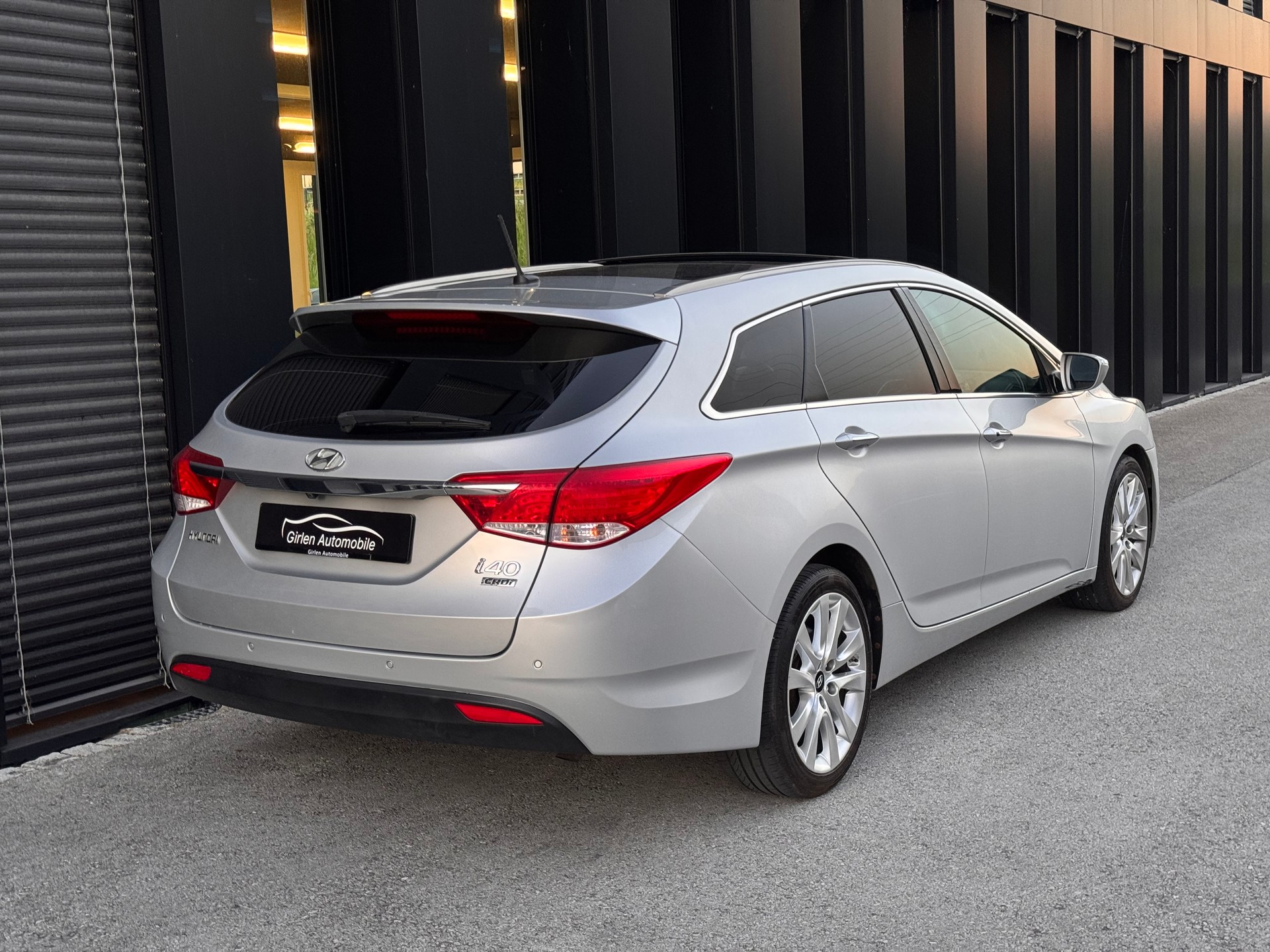 HYUNDAI i40 Wagon 1.7 CRDI Premium Automatic-image-10