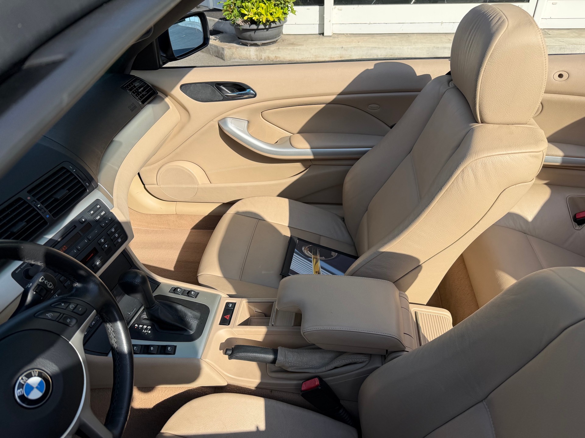 BMW 325Ci Cabriolet-image-7