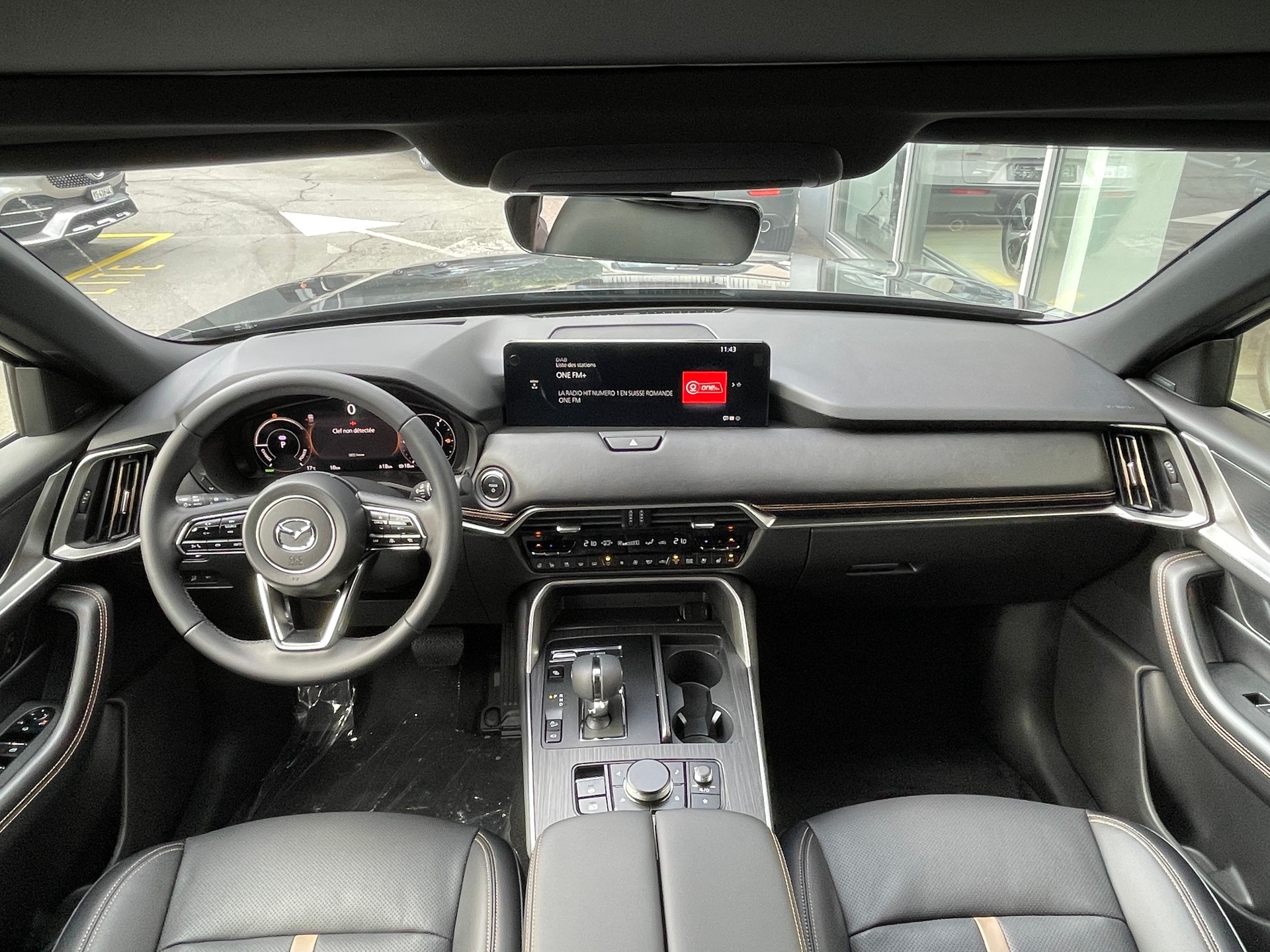 MAZDA CX-80 e-Skyactiv PHEV 327 AWD Homura-image-9