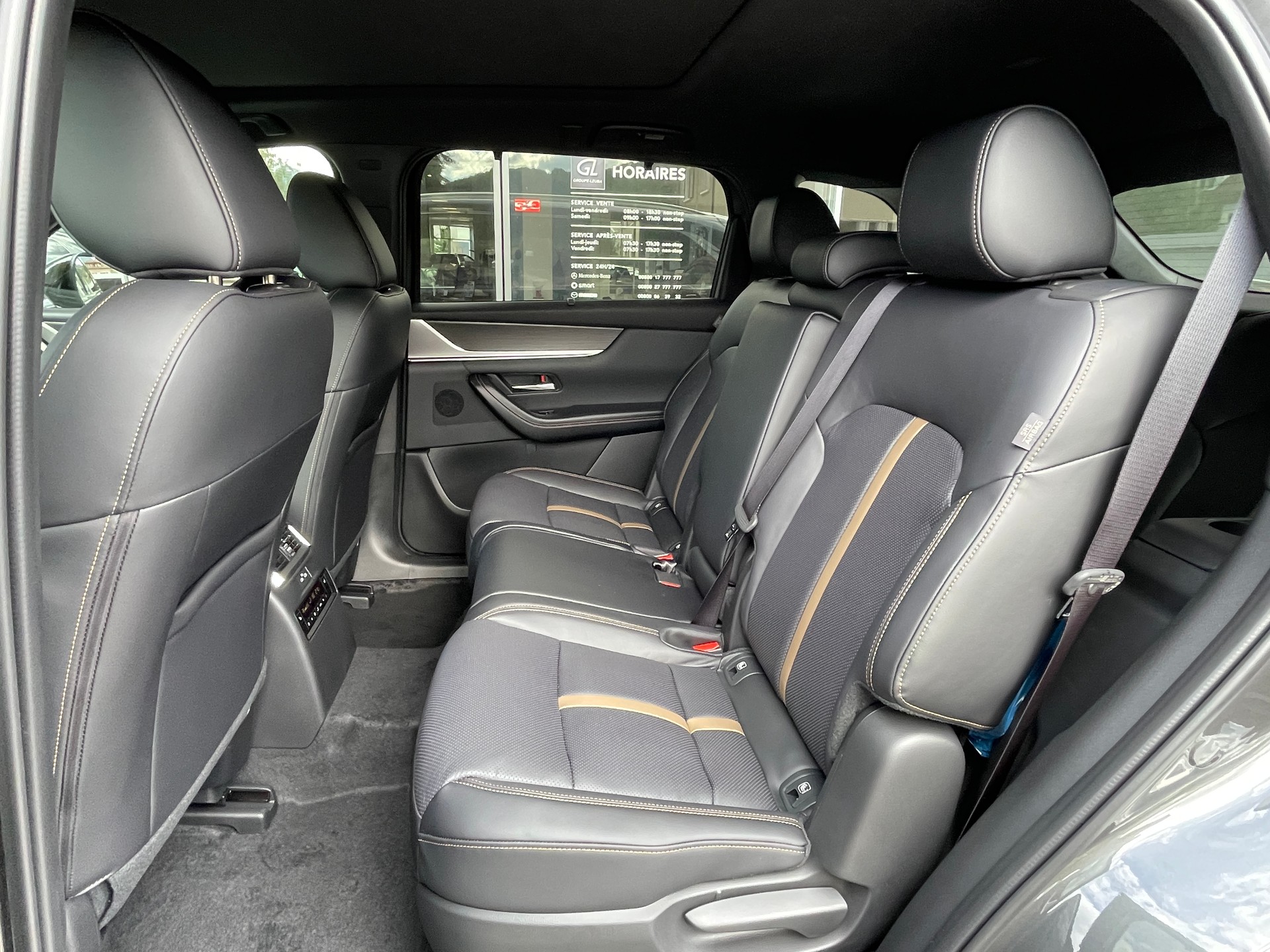 MAZDA CX-80 e-Skyactiv PHEV 327 AWD Homura-image-8