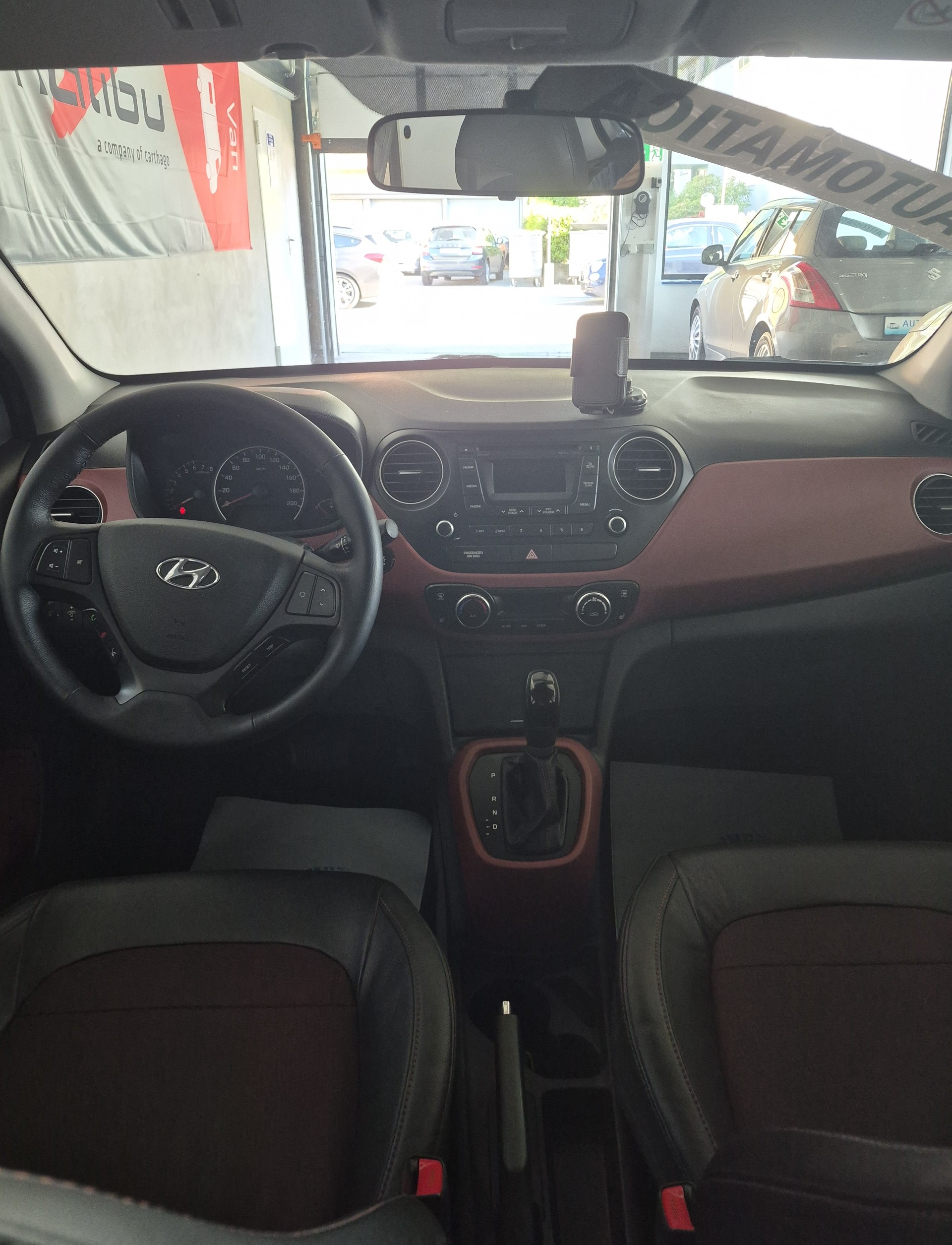 HYUNDAI i10 1.2 Vertex Automatic - AUTOMATICA-image-4