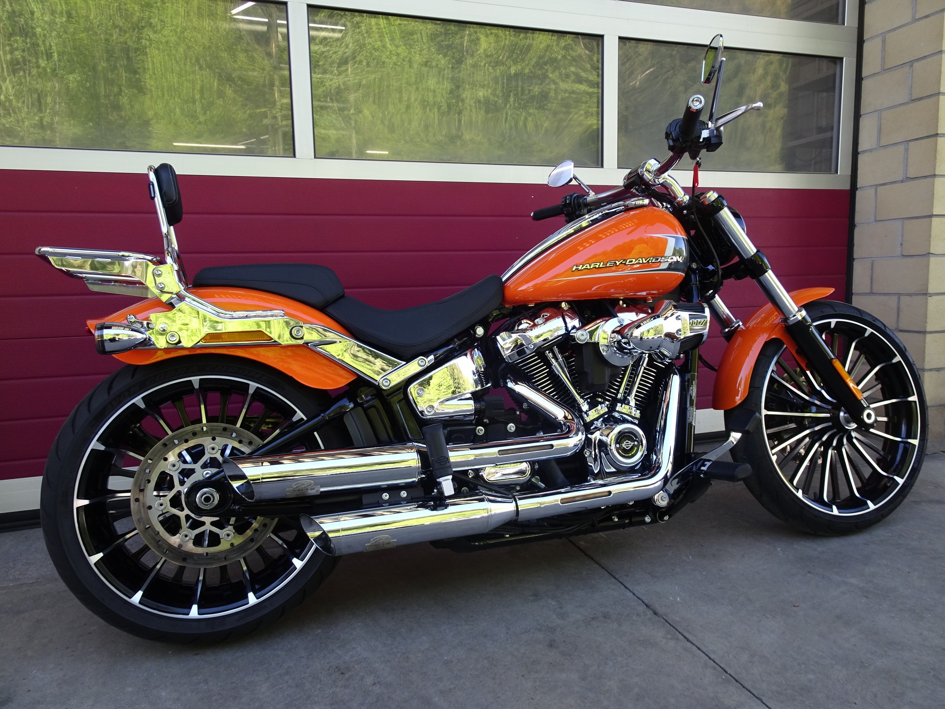 HARLEY-DAVIDSON FXBR Breakout 117-image-8