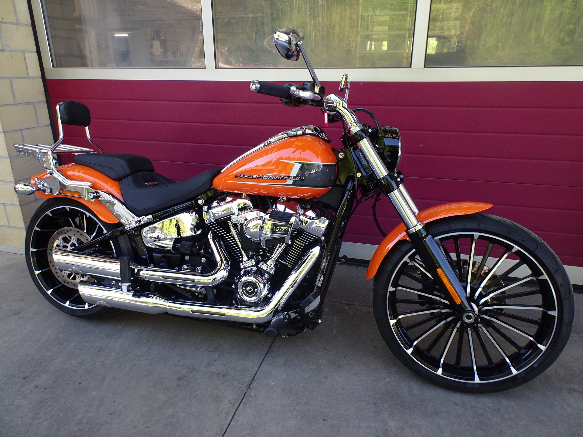 HARLEY-DAVIDSON FXBR Breakout 117-image-2