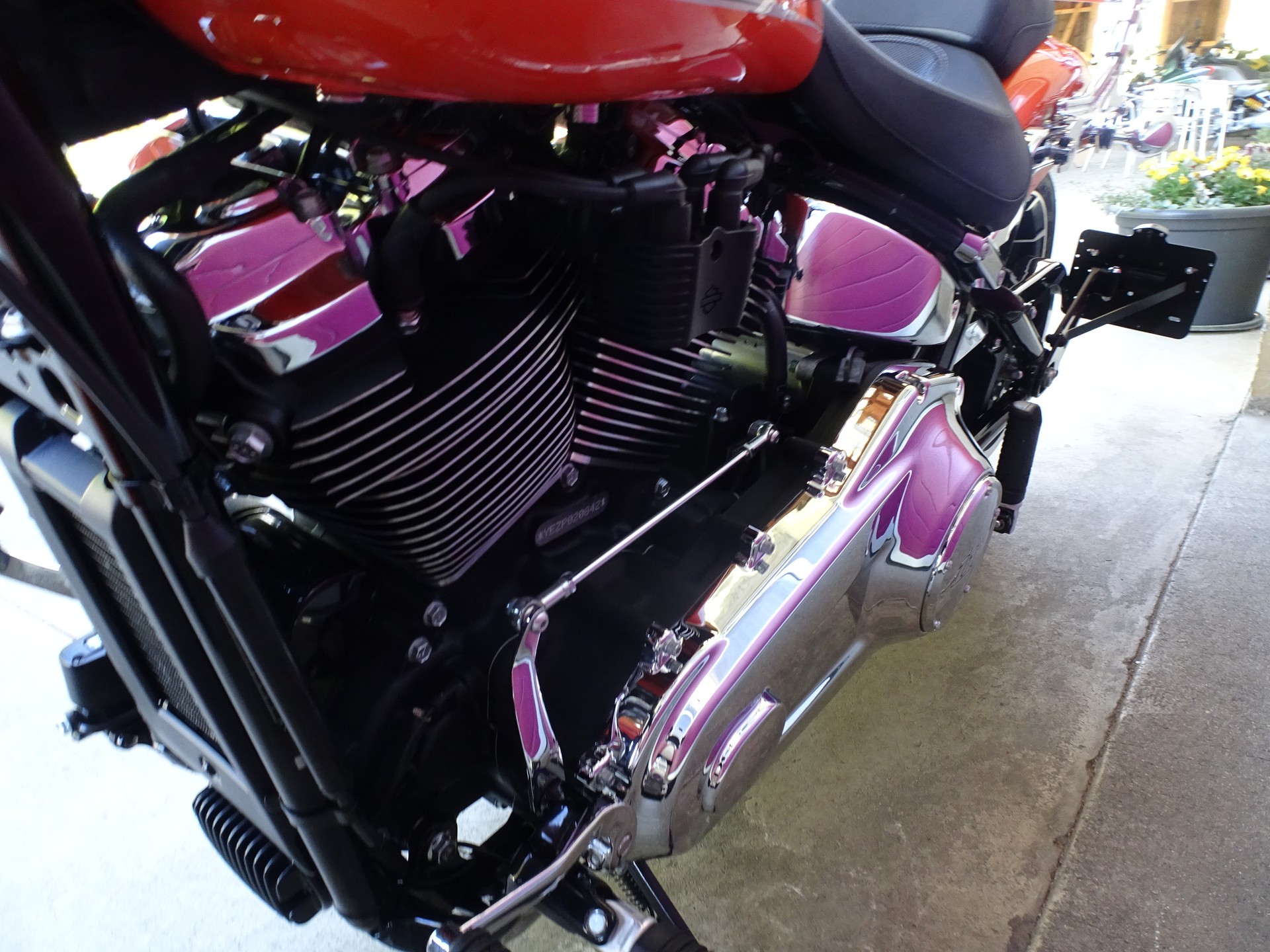 HARLEY-DAVIDSON FXBR Breakout 117-image-12