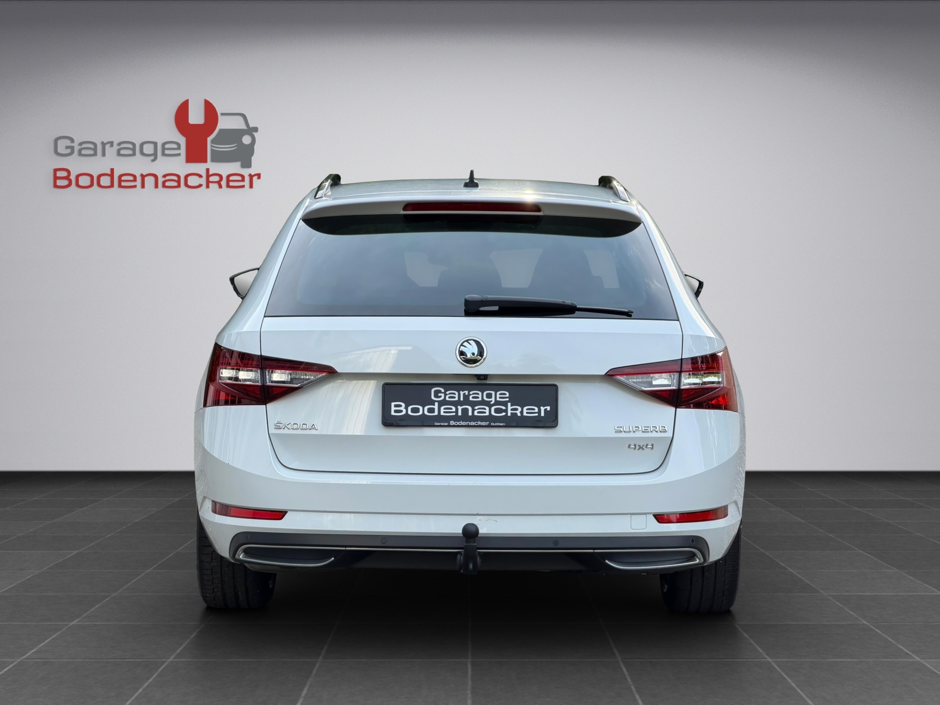 SKODA Superb Combi 2.0 TDi SportLine+ 4x4 DSG-image-15