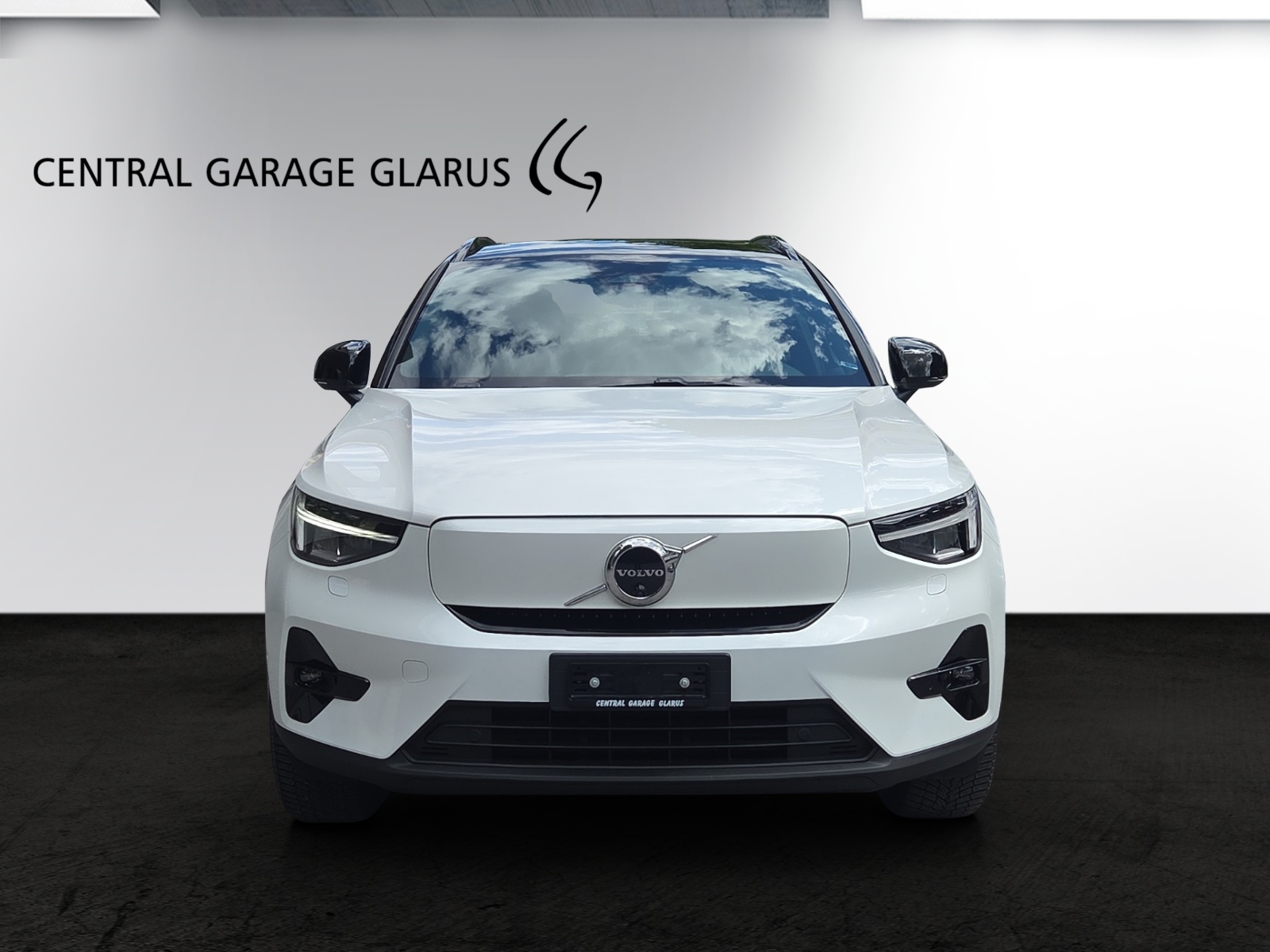 VOLVO XC40 Recharge P8 Twin AWD Pure Electric Ultimate-image-2
