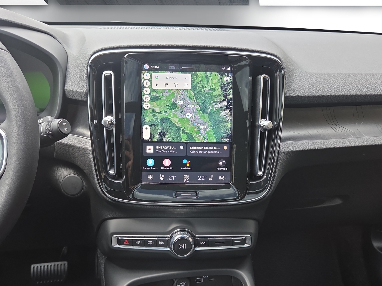 VOLVO XC40 Recharge P8 Twin AWD Pure Electric Ultimate-image-13