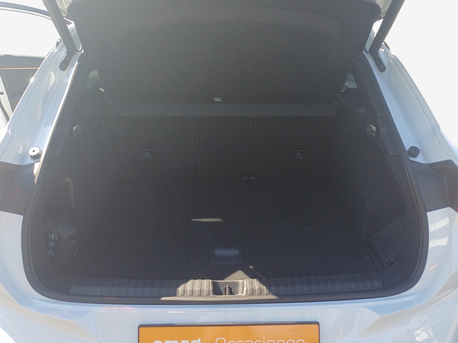 CUPRA Terramar 1.5 eHybrid DSG VZ-image-12