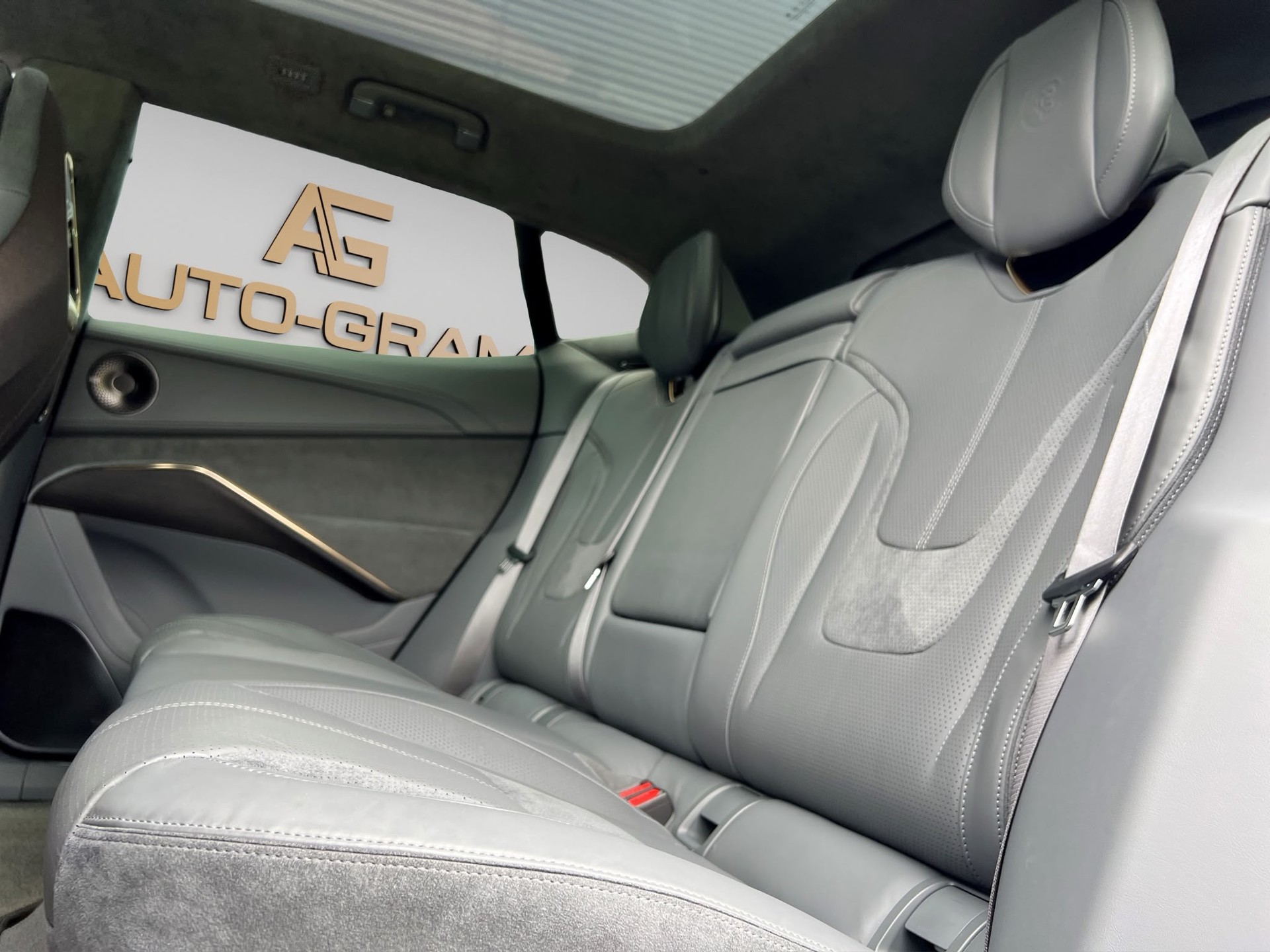 LOTUS Eletre 112kWh R-image-29