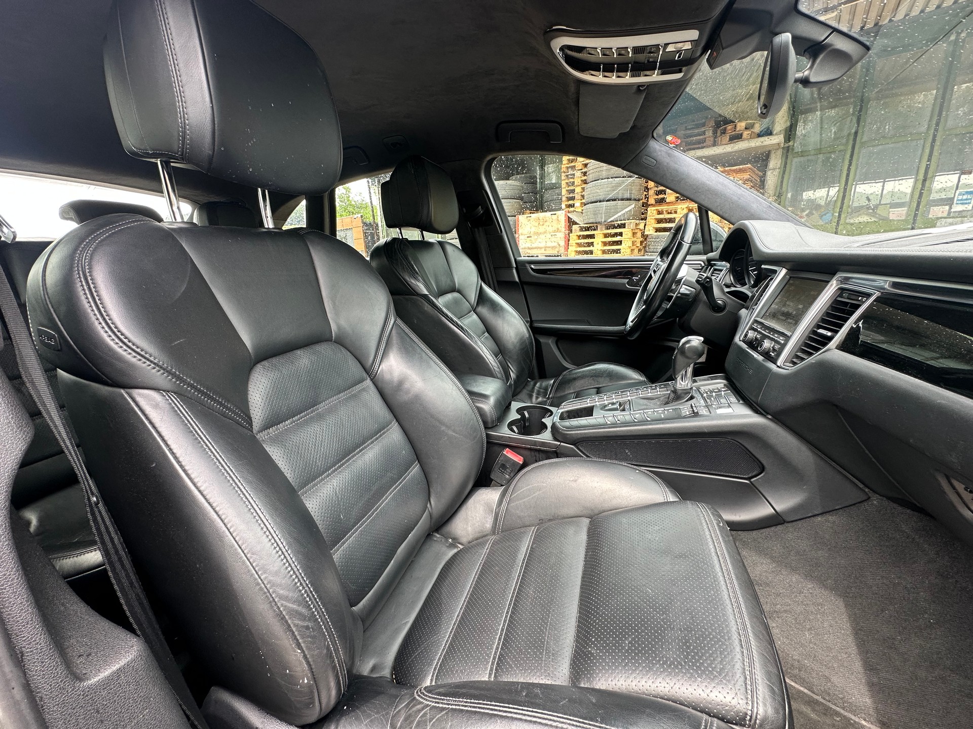 PORSCHE Macan Turbo PDK-image-13