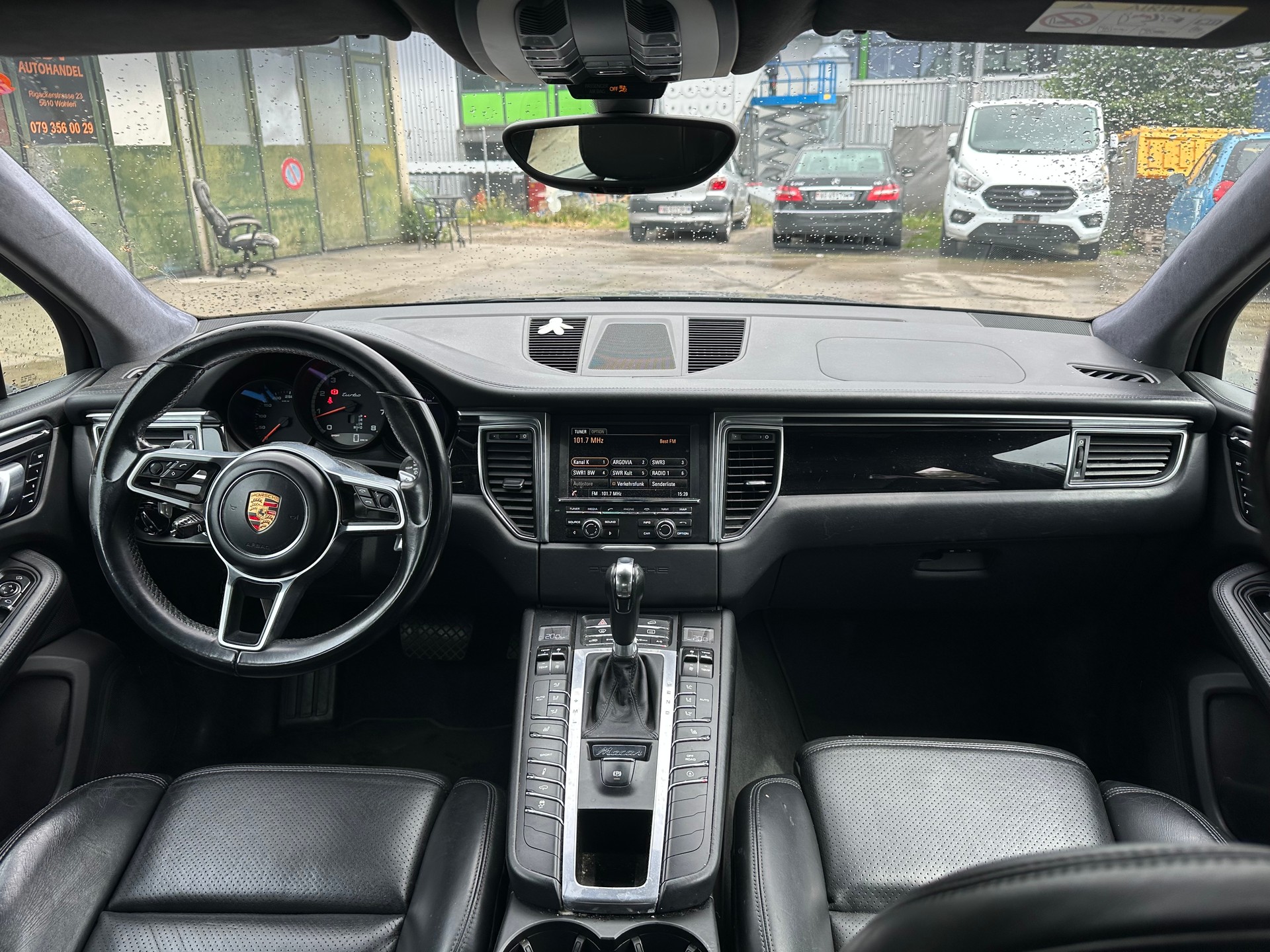 PORSCHE Macan Turbo PDK-image-11