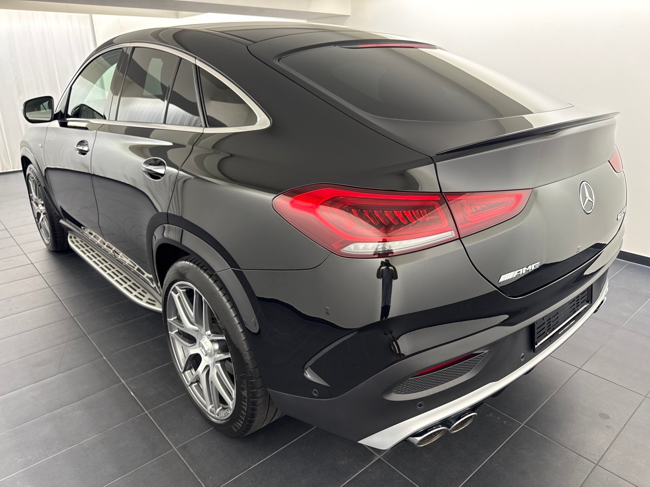 MERCEDES-BENZ GLE Coupé 53 AMG Premium+ ''CH-Auslieferung''-showroom-element-1