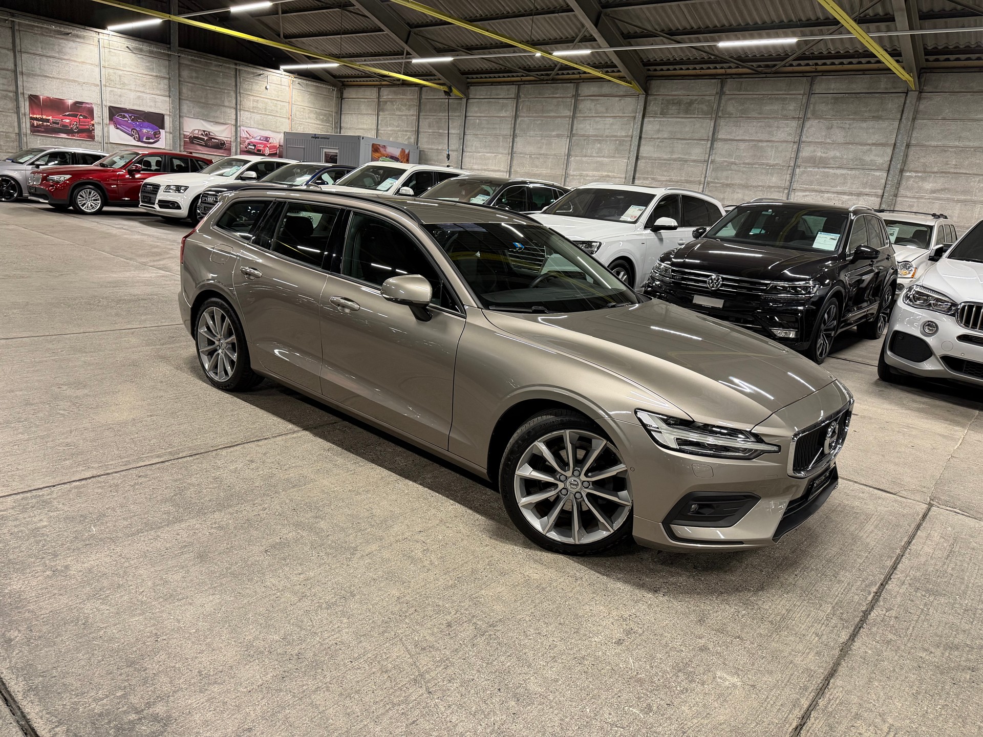 VOLVO V60 D4 Inscription Geartronic