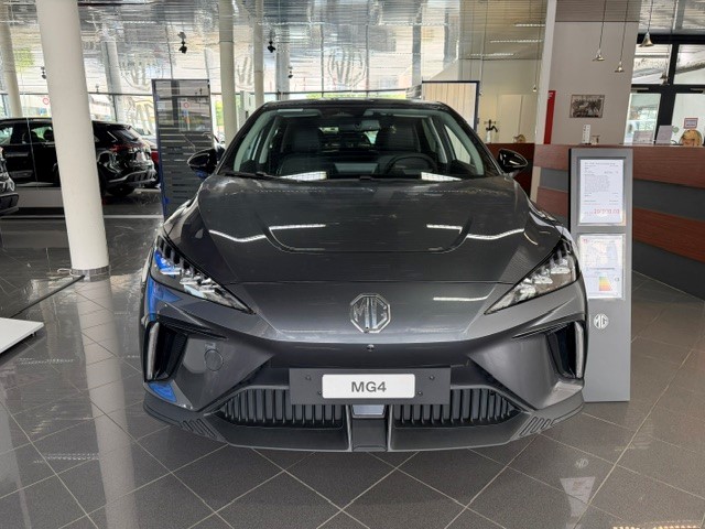 MG 4 EV 77kWh Trophy-image-2