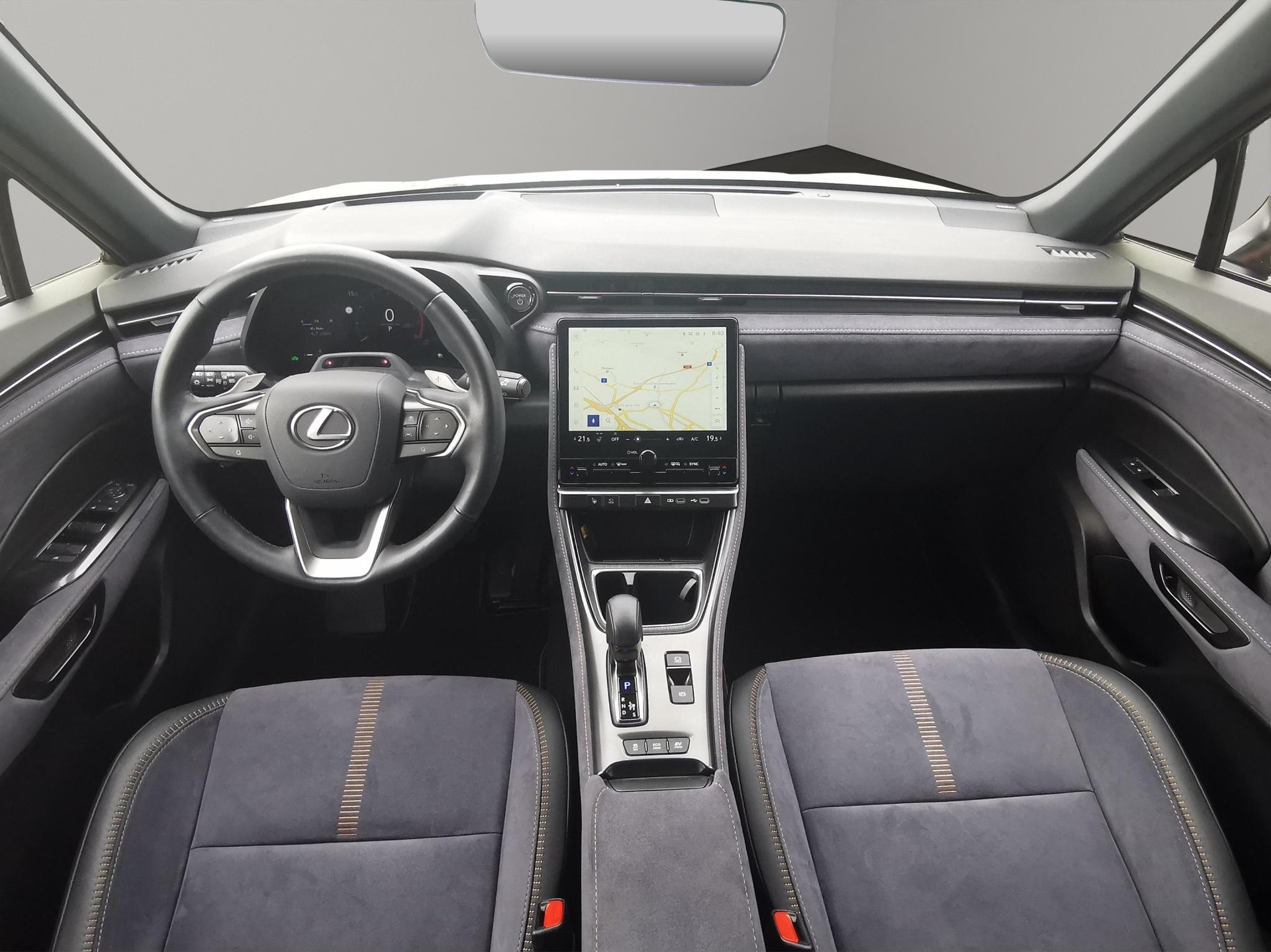 LEXUS LBX 1.5 Hybrid Cool AWD-showroom-element-3