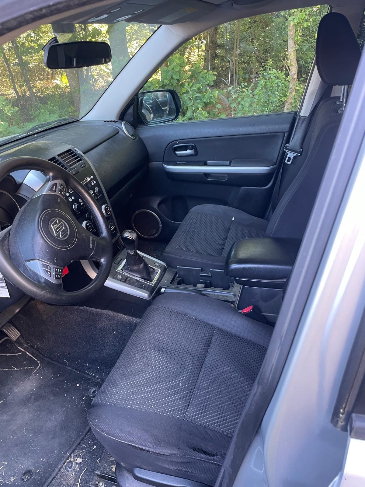 SUZUKI Grand Vitara 2.4 16V GL Top-image-5