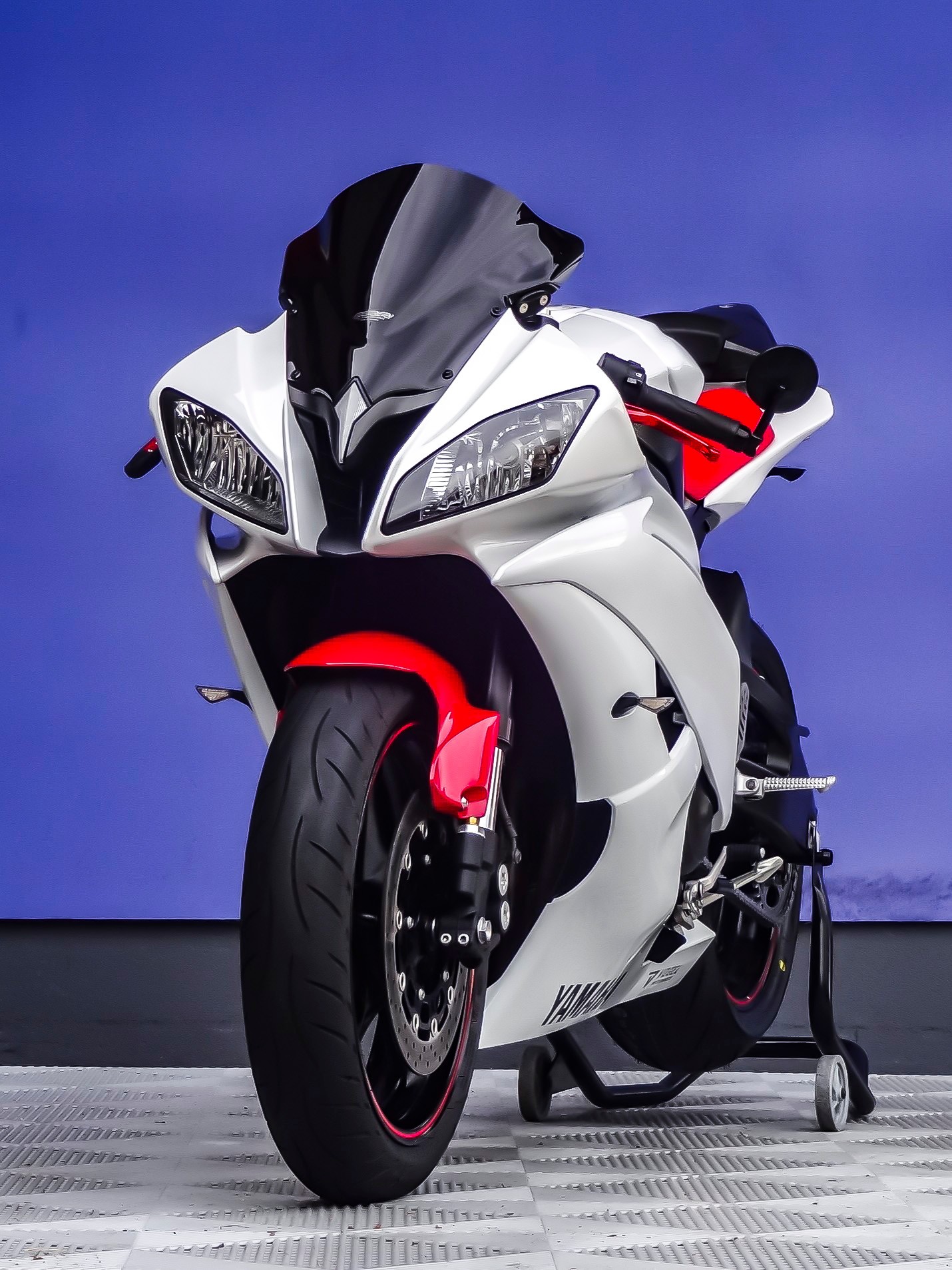 YAMAHA YZF-R6-image-2
